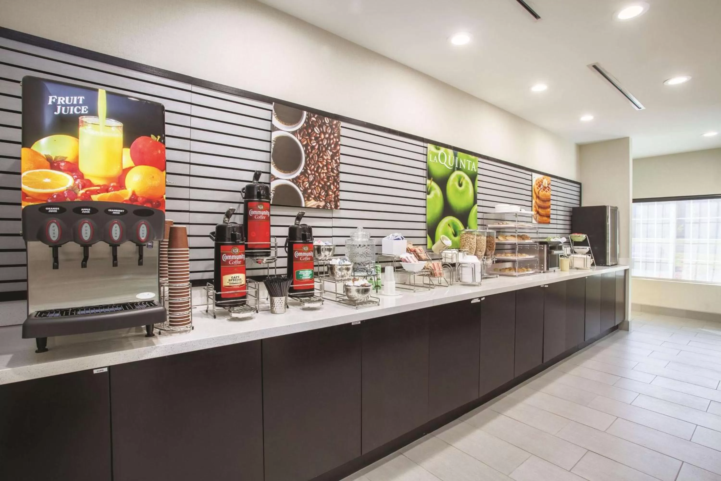 Restaurant/places to eat in La Quinta by Wyndham Cullman