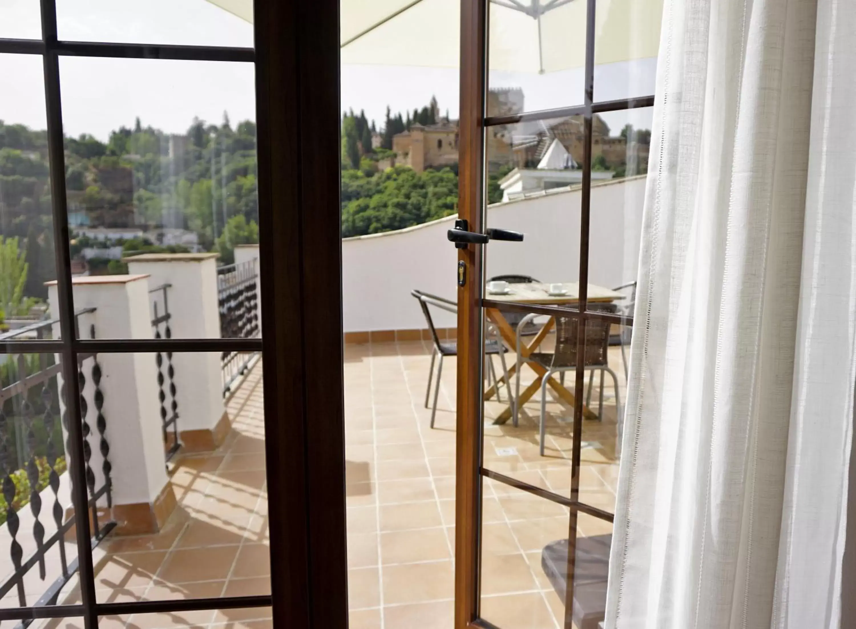 Landmark view, Balcony/Terrace in CANDIL SUITE Comares