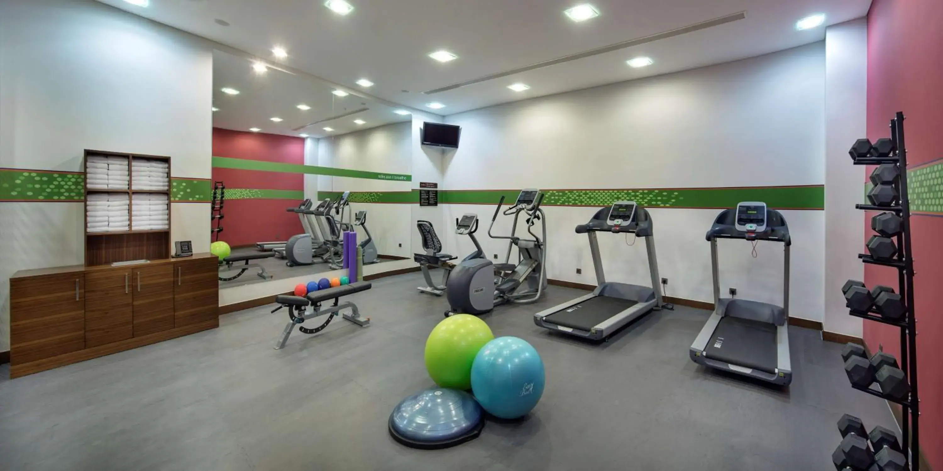 Fitness centre/facilities, Fitness Center/Facilities in Hampton by Hilton Istanbul Kayasehir