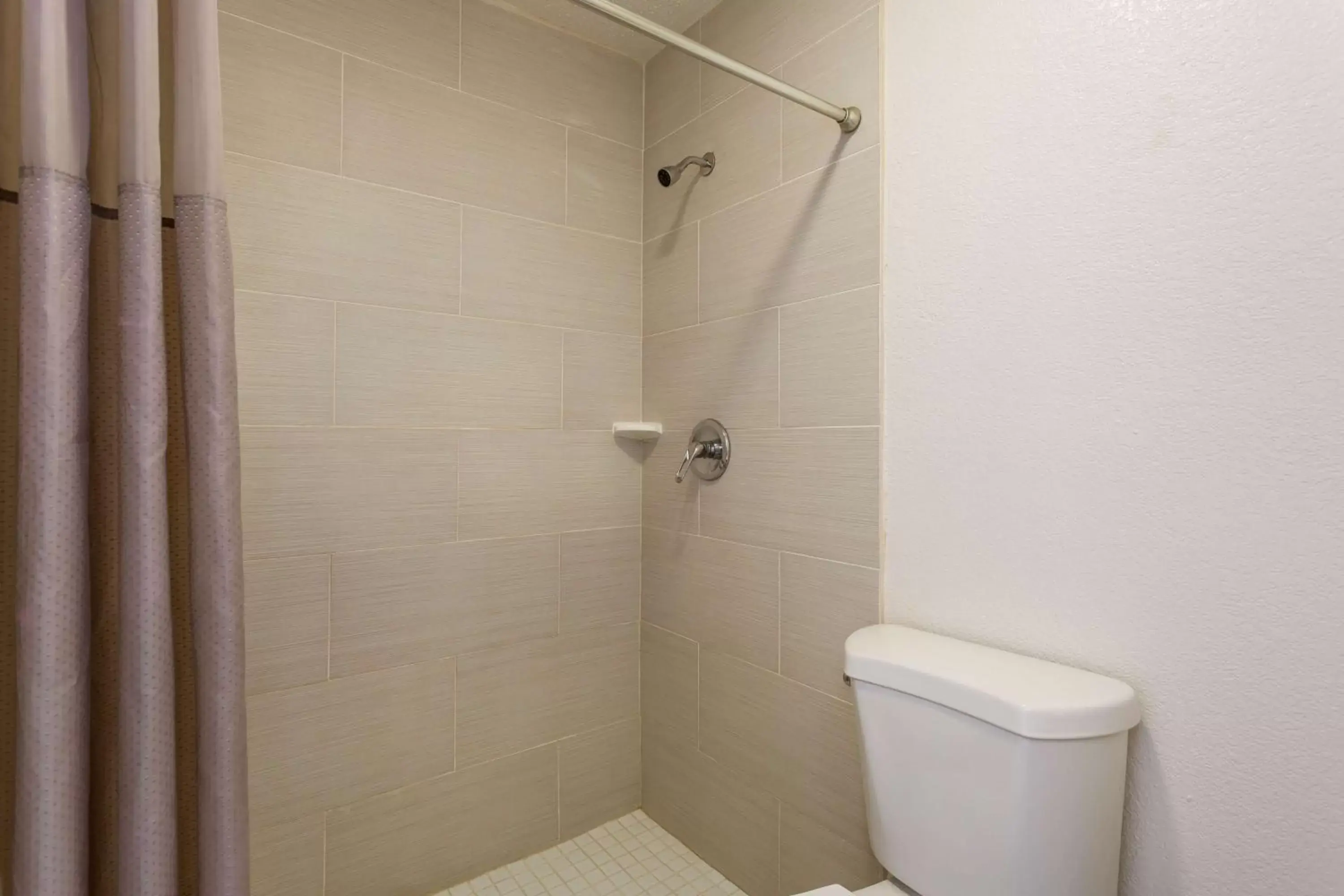 Shower, Bathroom in Motel 6-Macclenny, FL