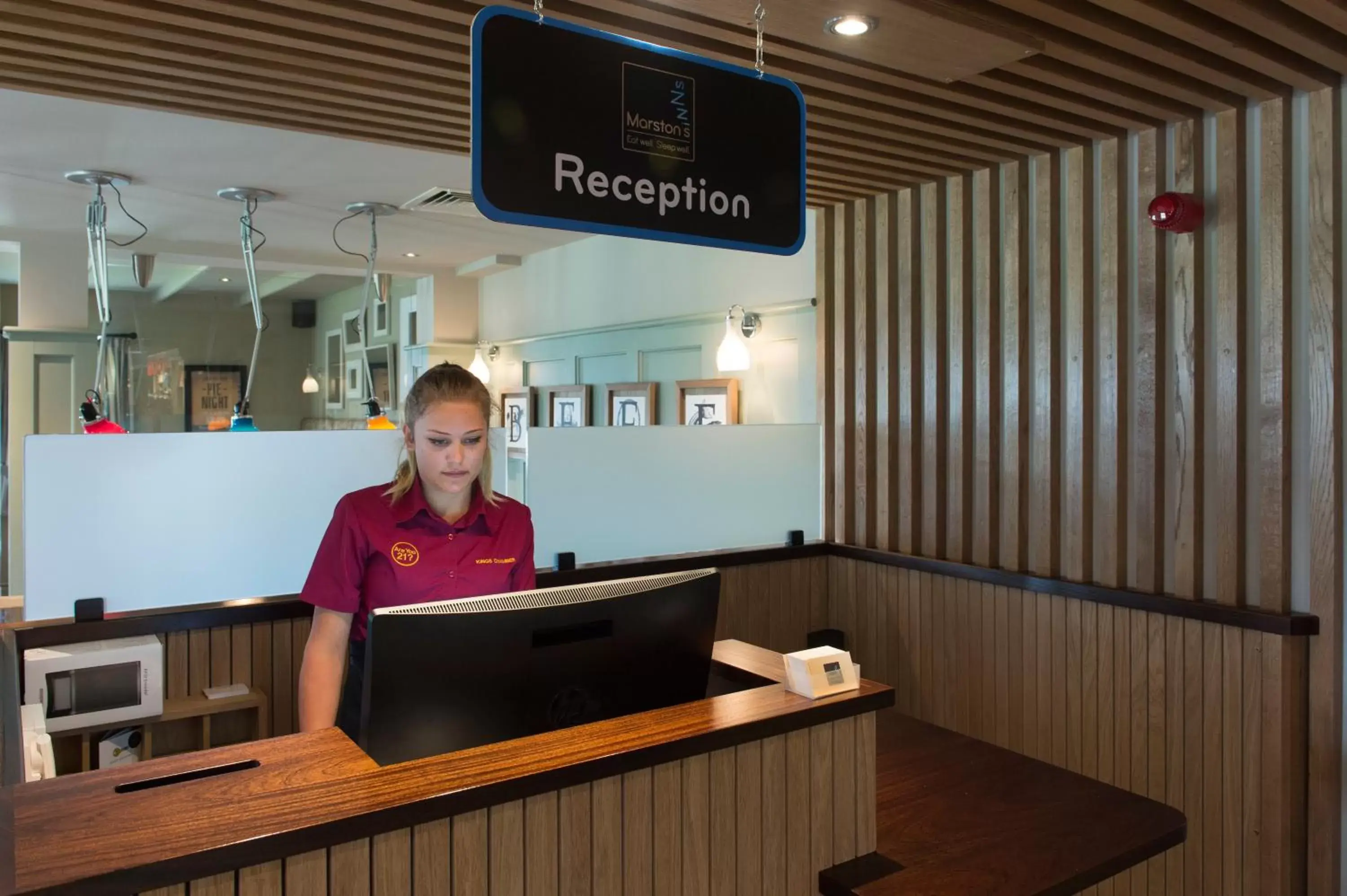 Lobby or reception in Kings Chamber, Doncaster by Marston's Inns