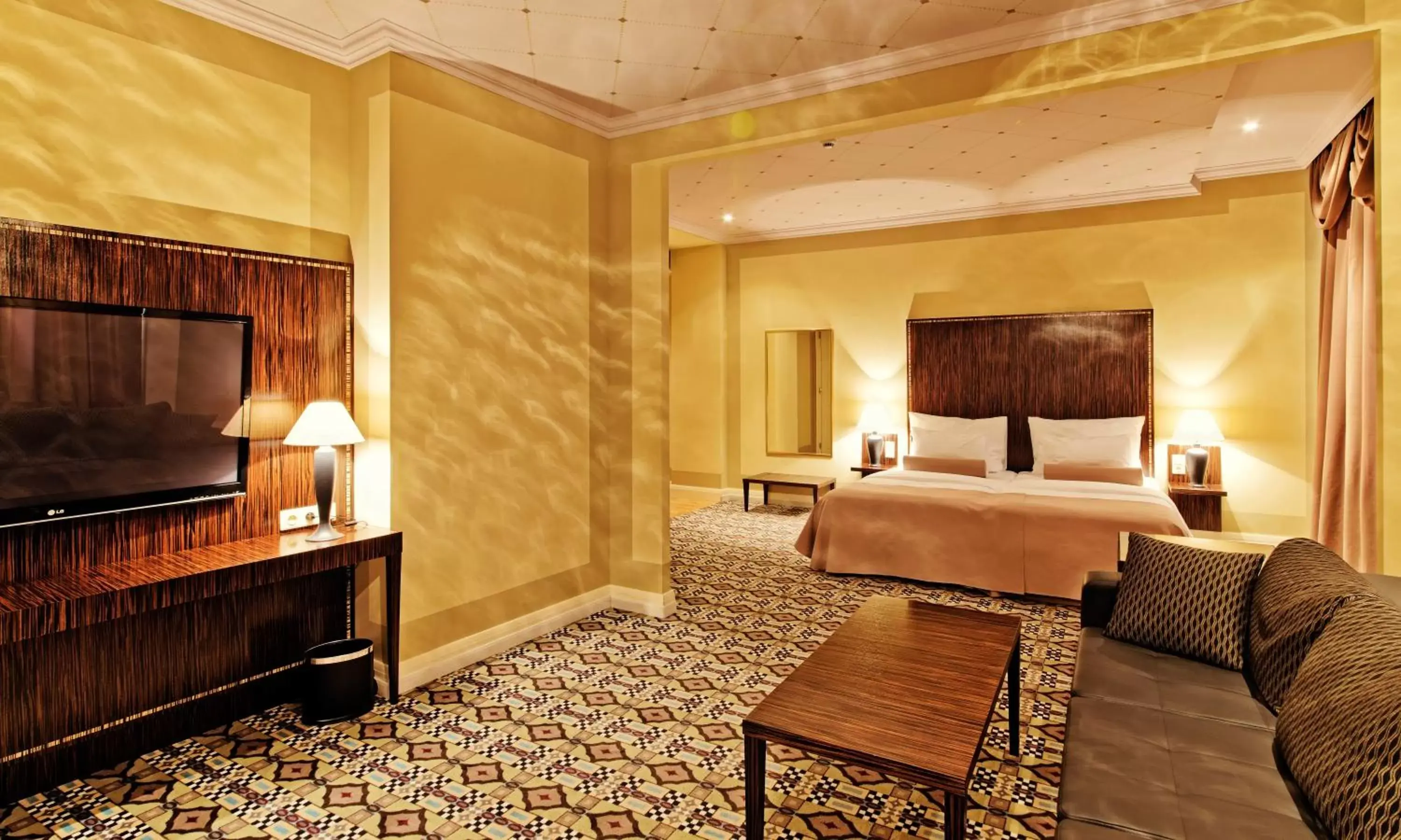 Photo of the whole room, Bed in Grandezza Hotel Luxury Palace Photo of the whole room, Bed in Grandezza Hotel Luxury Palace