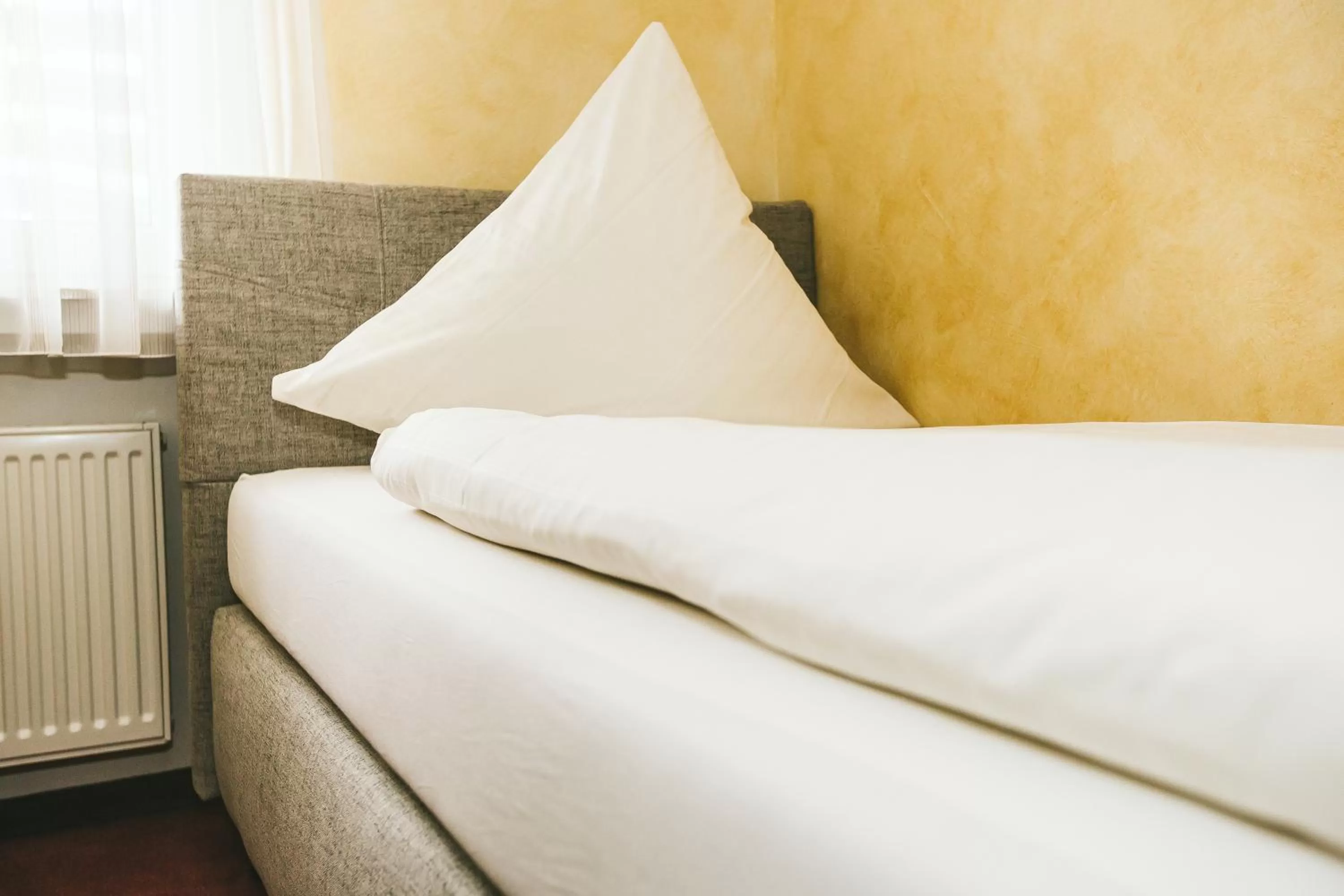 Staff, Bed in Schultes Landhaus