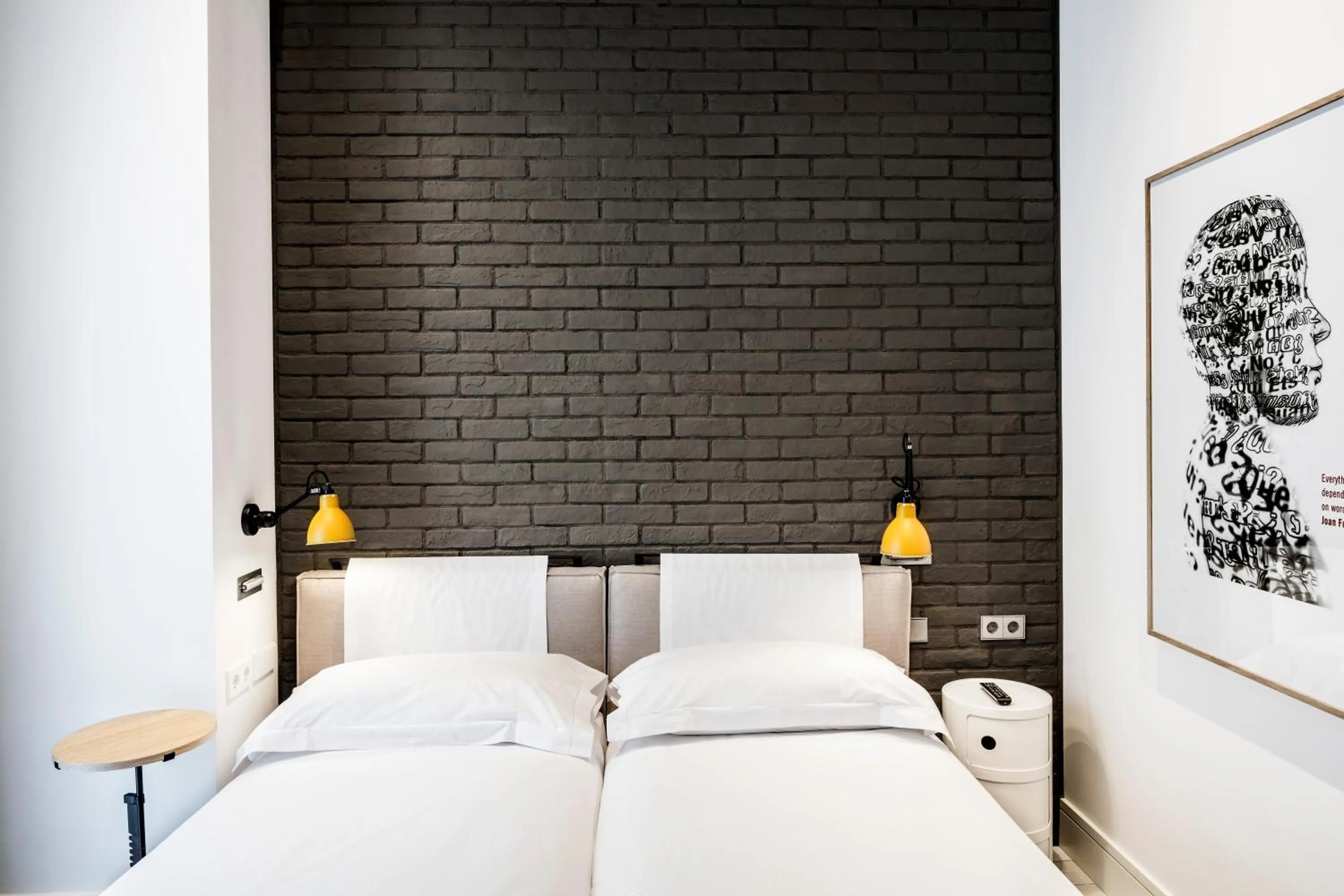 Bedroom, Bed in Midtown Apartments