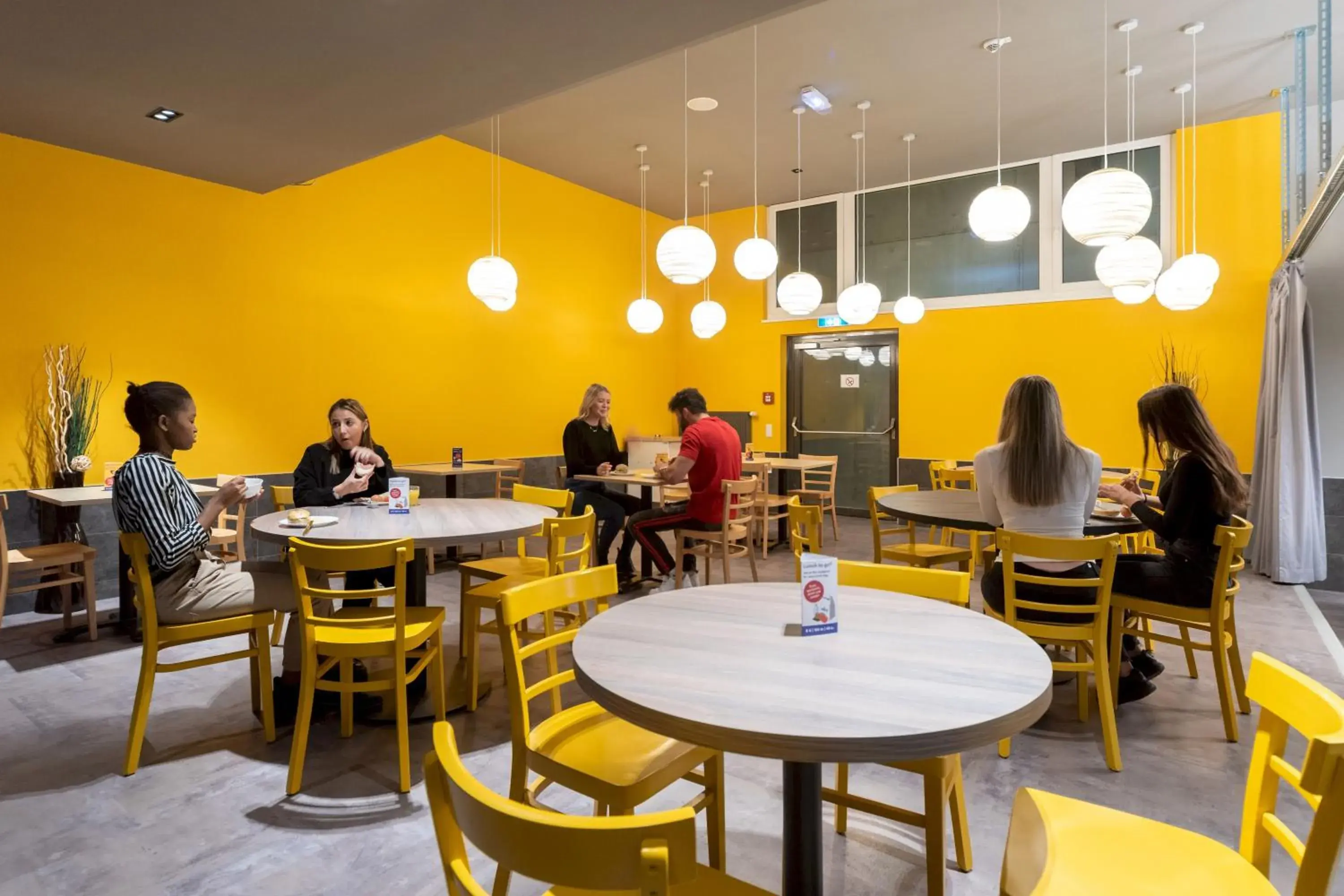 Restaurant/places to eat in a&o Graz Hauptbahnhof Restaurant/places to eat in a&o Graz Hauptbahnhof