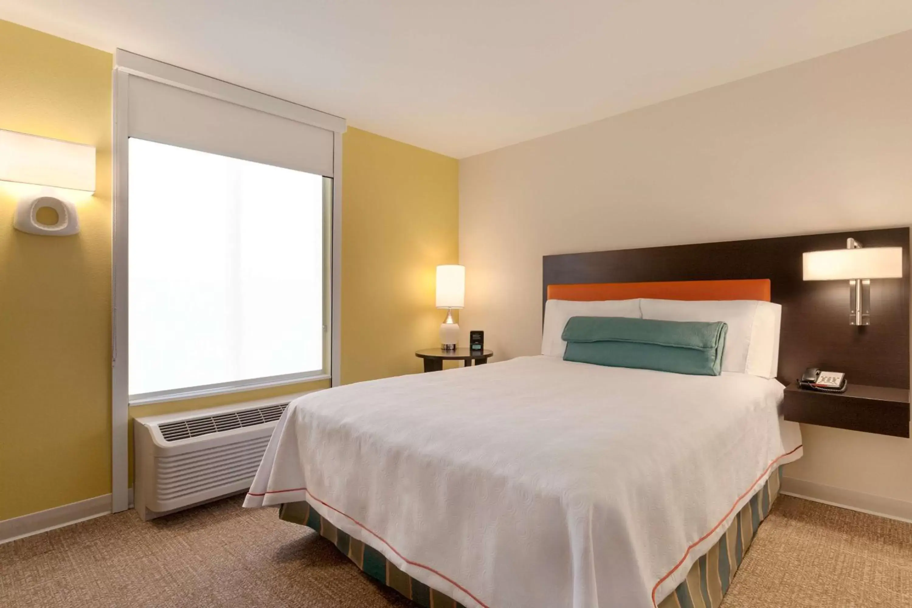 Queen Studio in Home2 Suites by Hilton Denver West / Federal Center