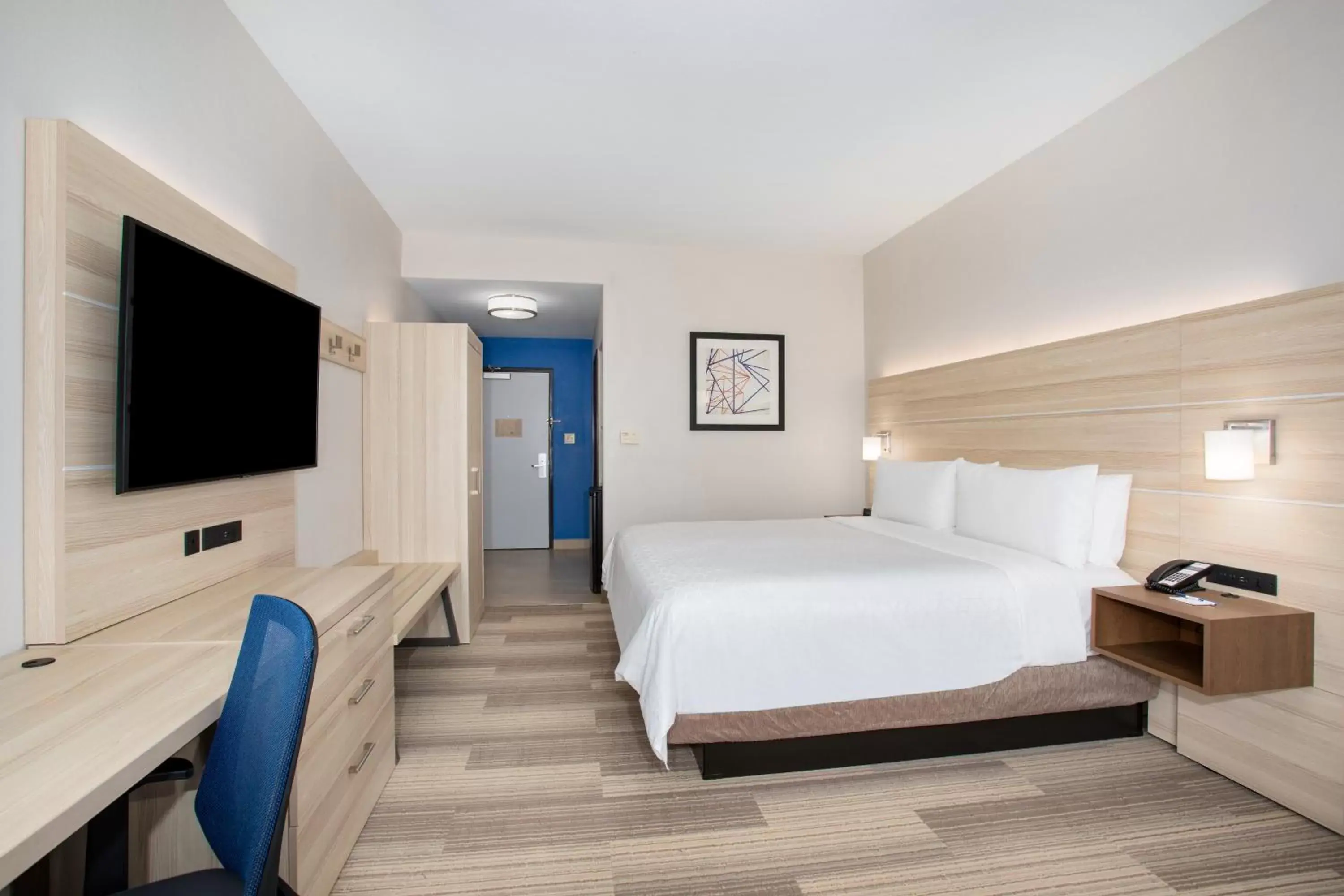 Photo of the whole room in Holiday Inn Express Hotel & Suites Phoenix-Glendale