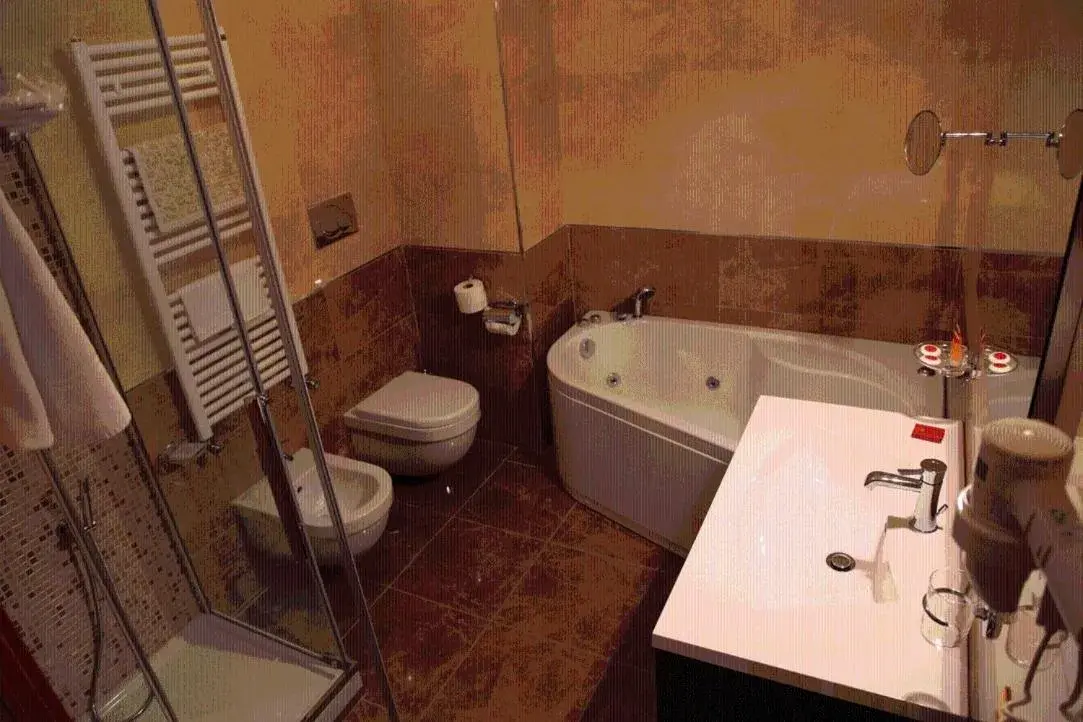 Bathroom in Hotel Ristorante Al Boschetto