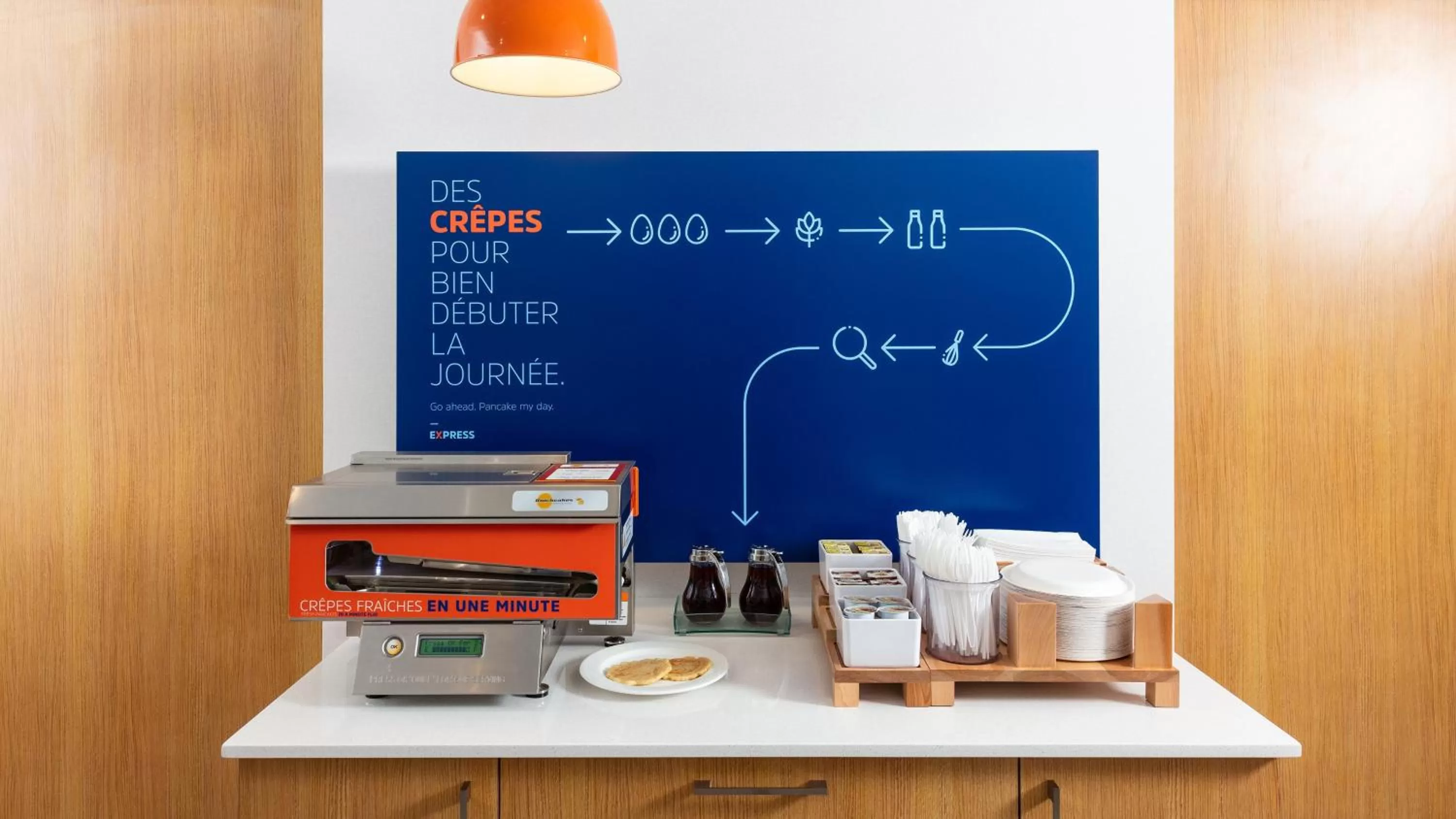 Breakfast in Holiday Inn Express Quebec City-Sainte Foy by IHG