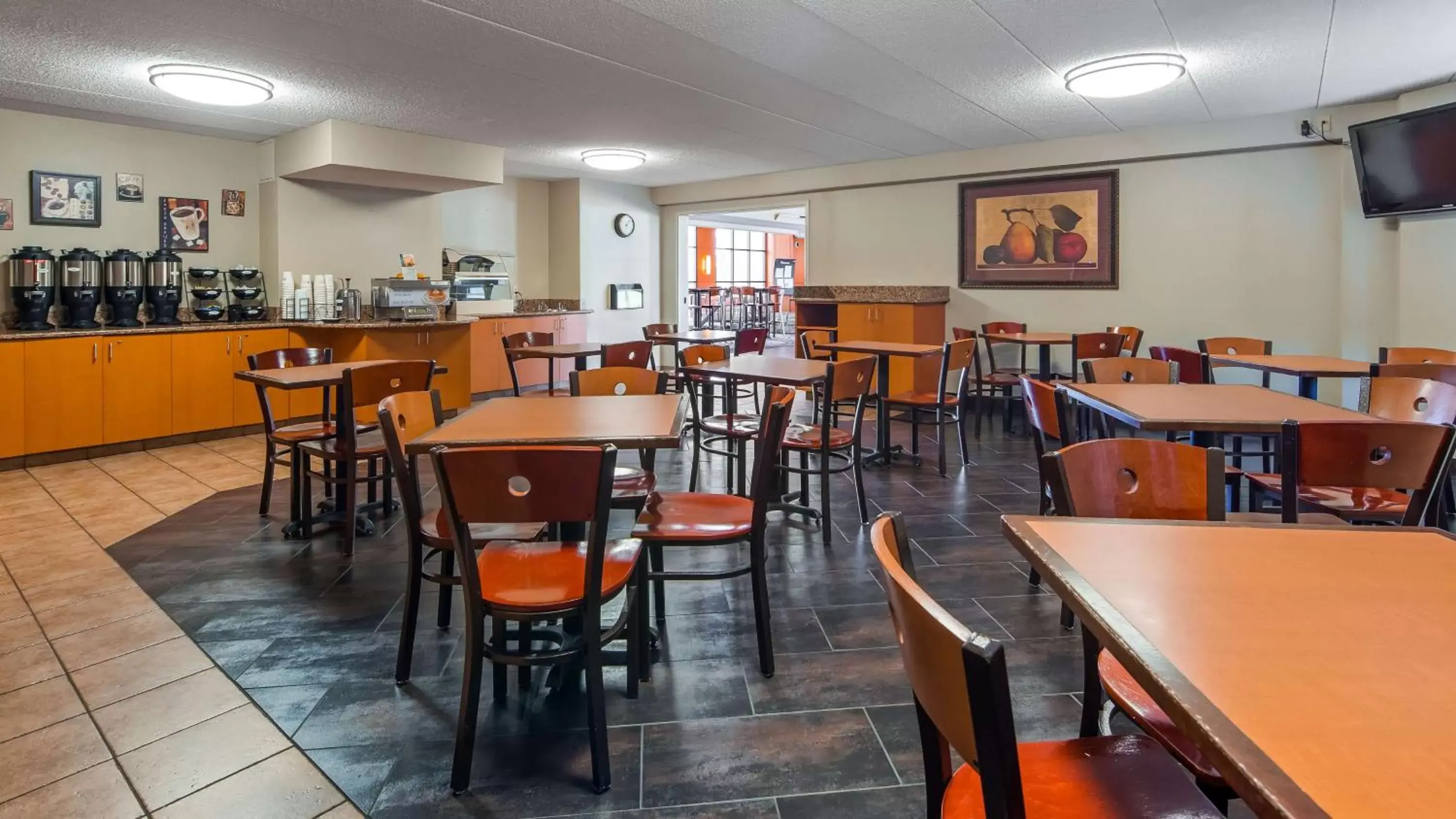 Restaurant/places to eat in Best Western Plus Dakota Ridge Restaurant/places to eat in Best Western Plus Dakota Ridge