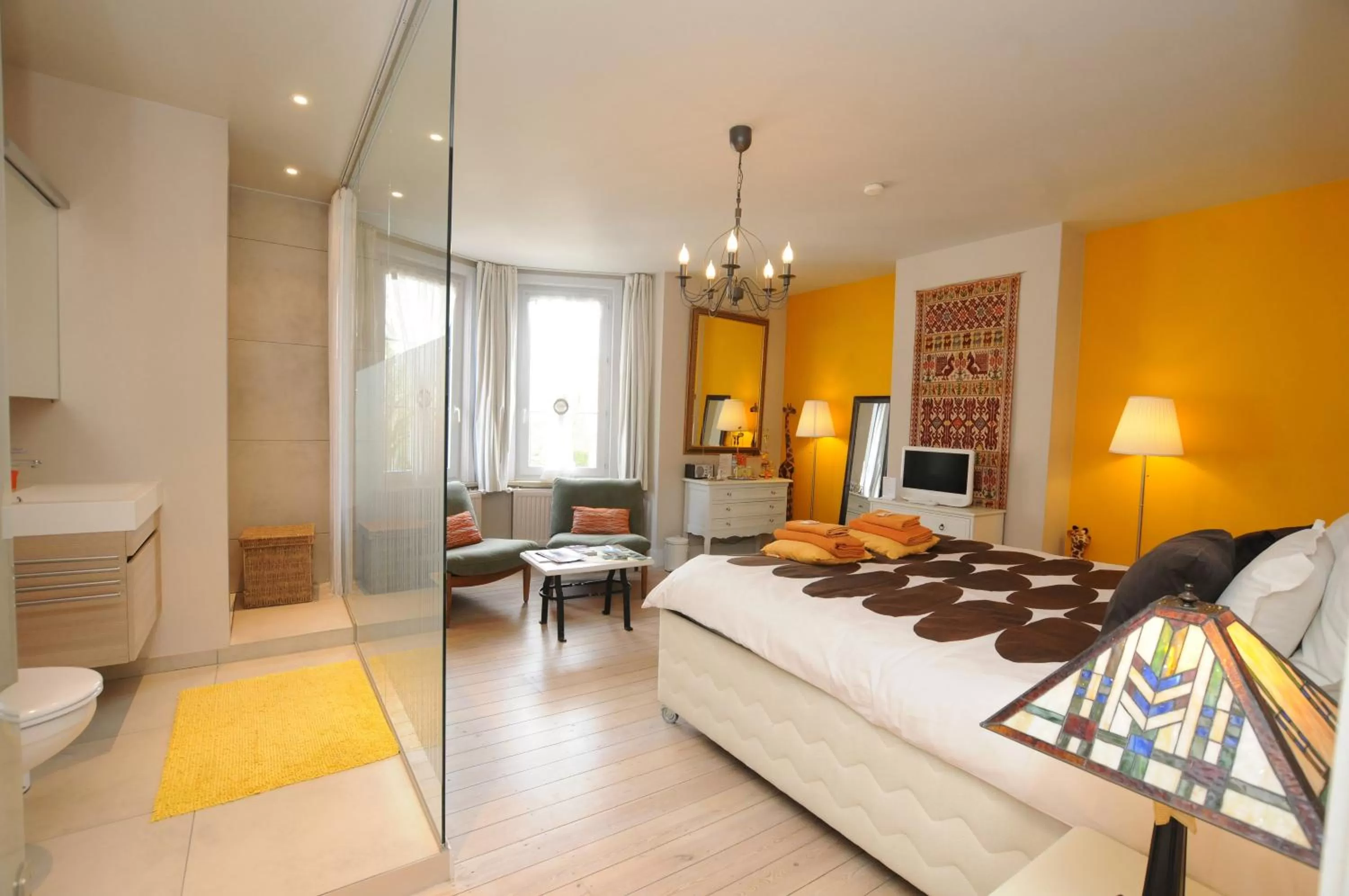 Photo of the whole room, Bed in R&breakfast