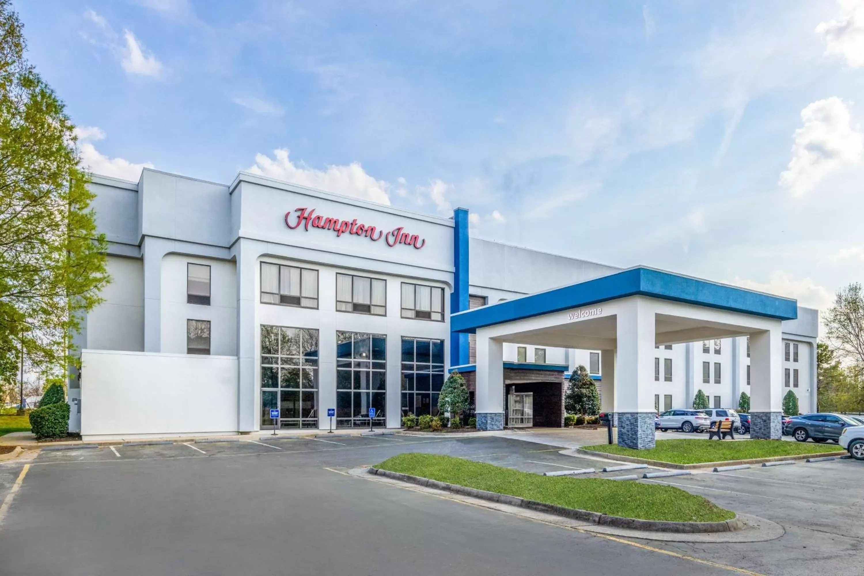 Property building in Hampton Inn Richmond-Mechanicsville Property building in Hampton Inn Richmond-Mechanicsville