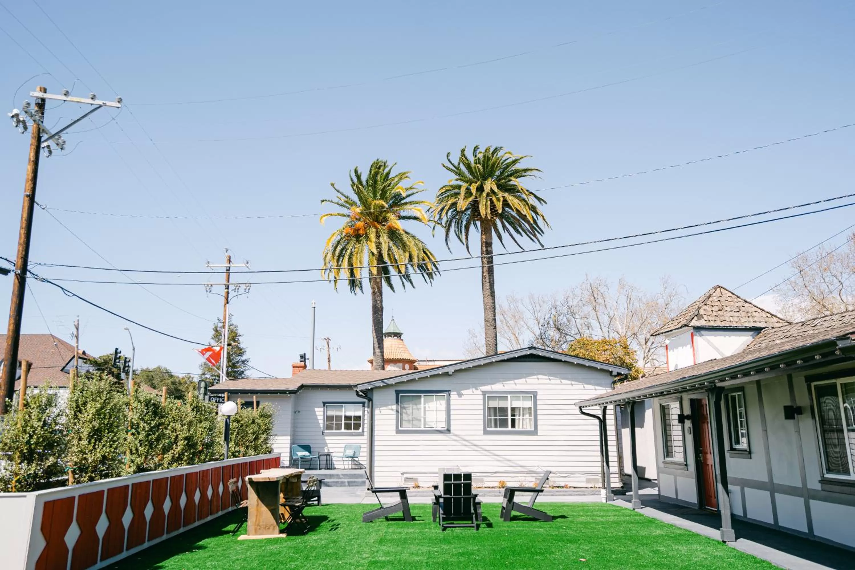 Property building in Viking Inn