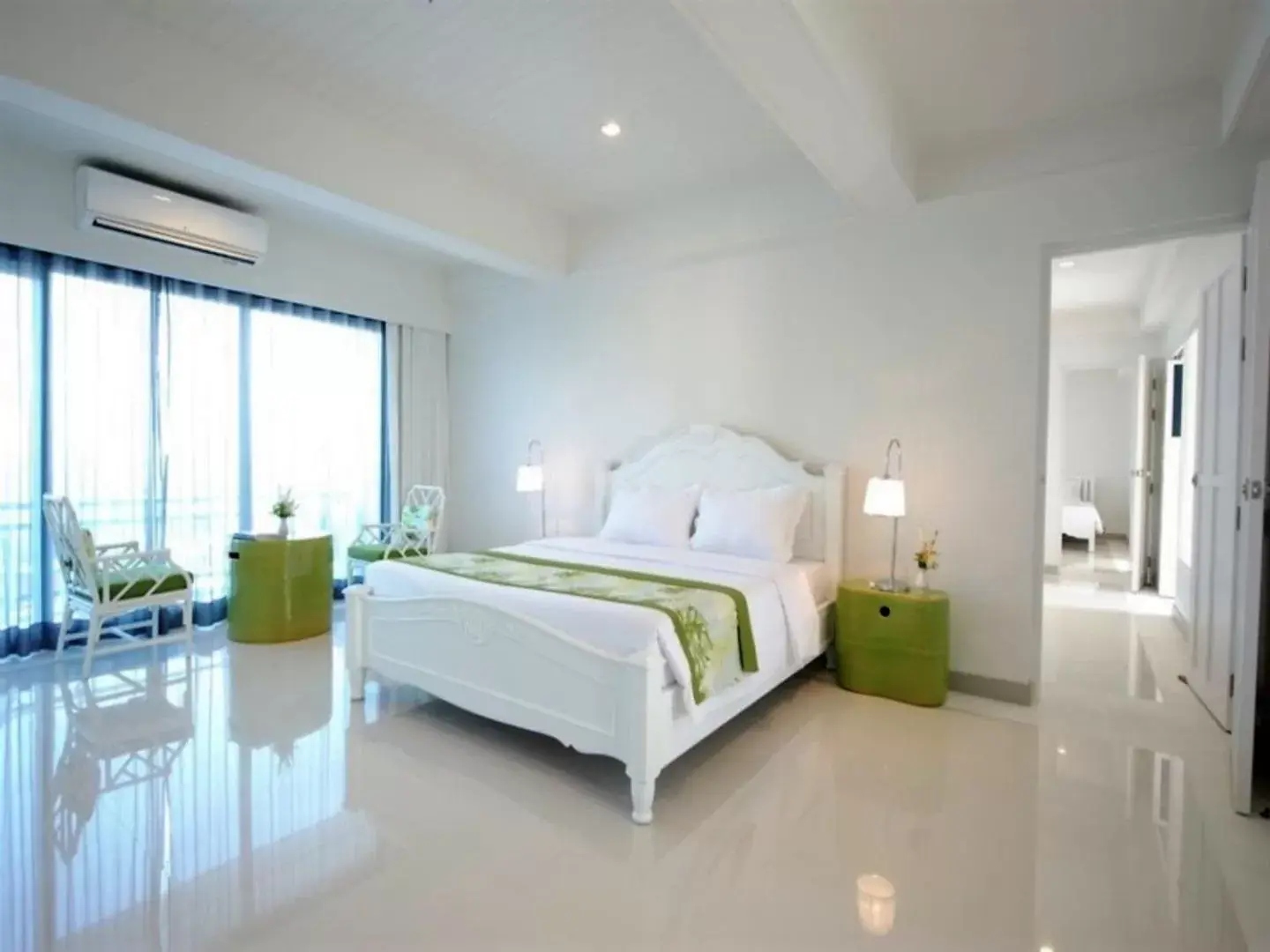 Bed in Cera Resort @ Cha-am