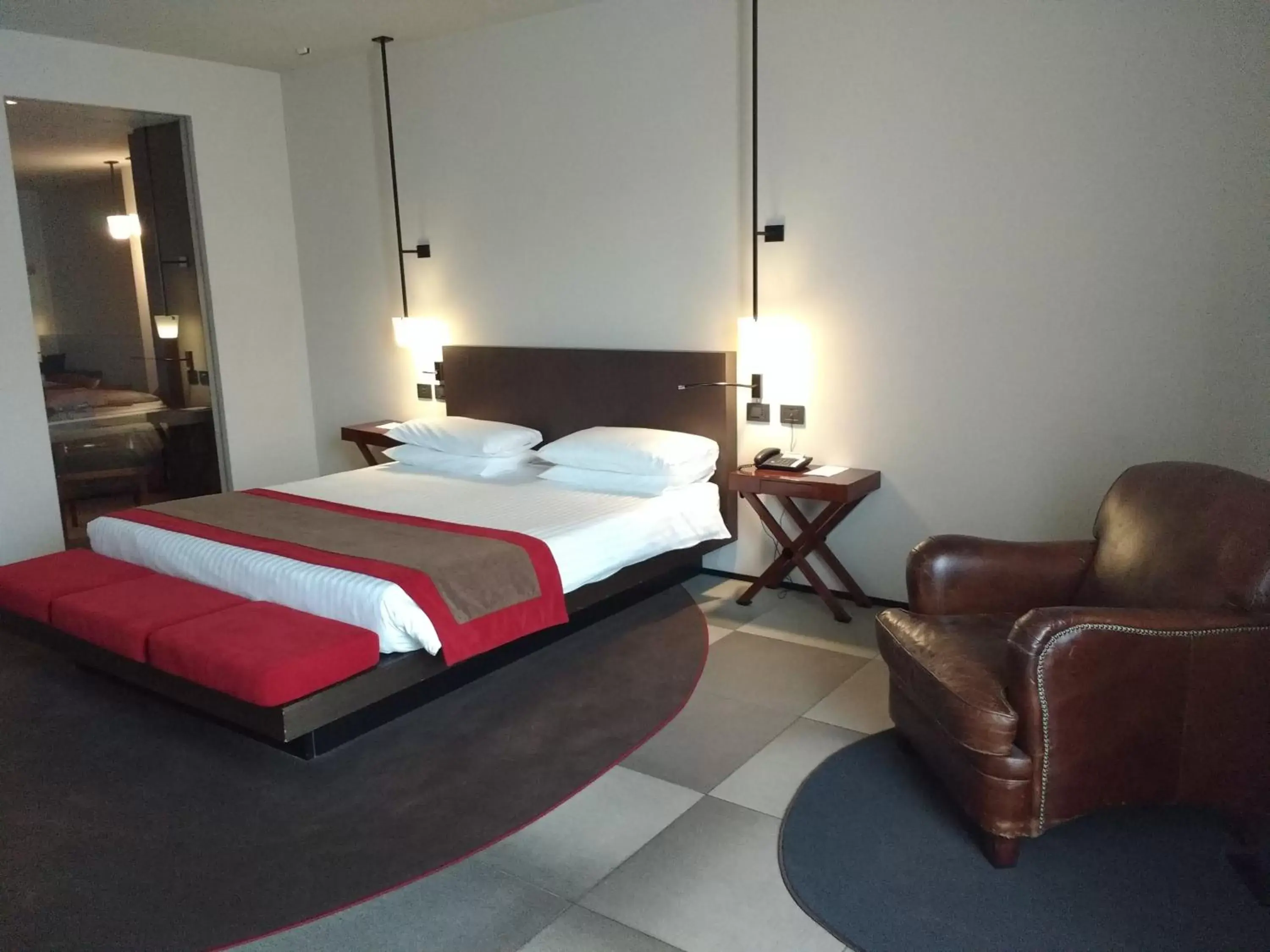 Photo of the whole room, Bed in iH Hotels Milano Ambasciatori