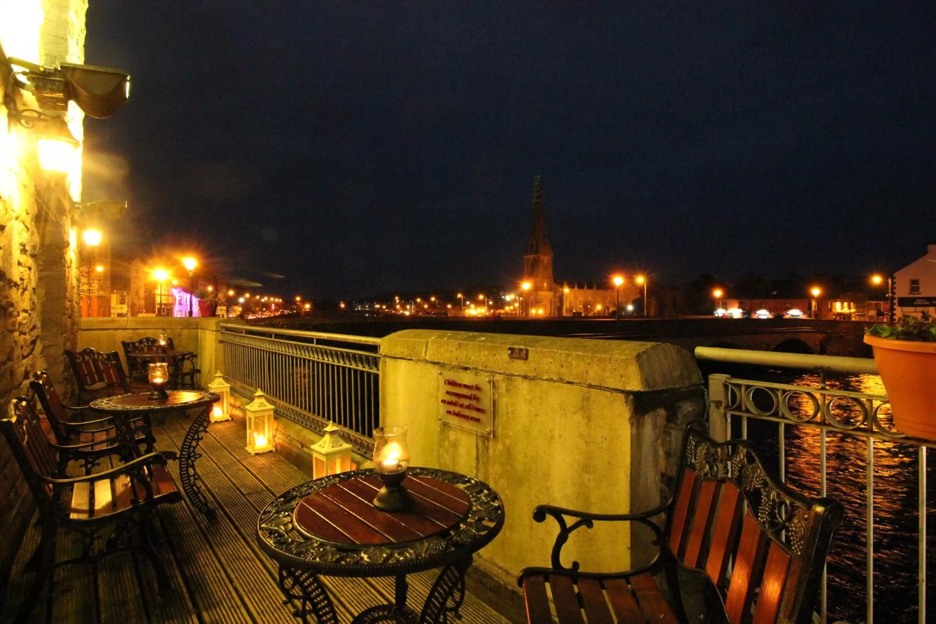 Night in Ballina Manor Hotel