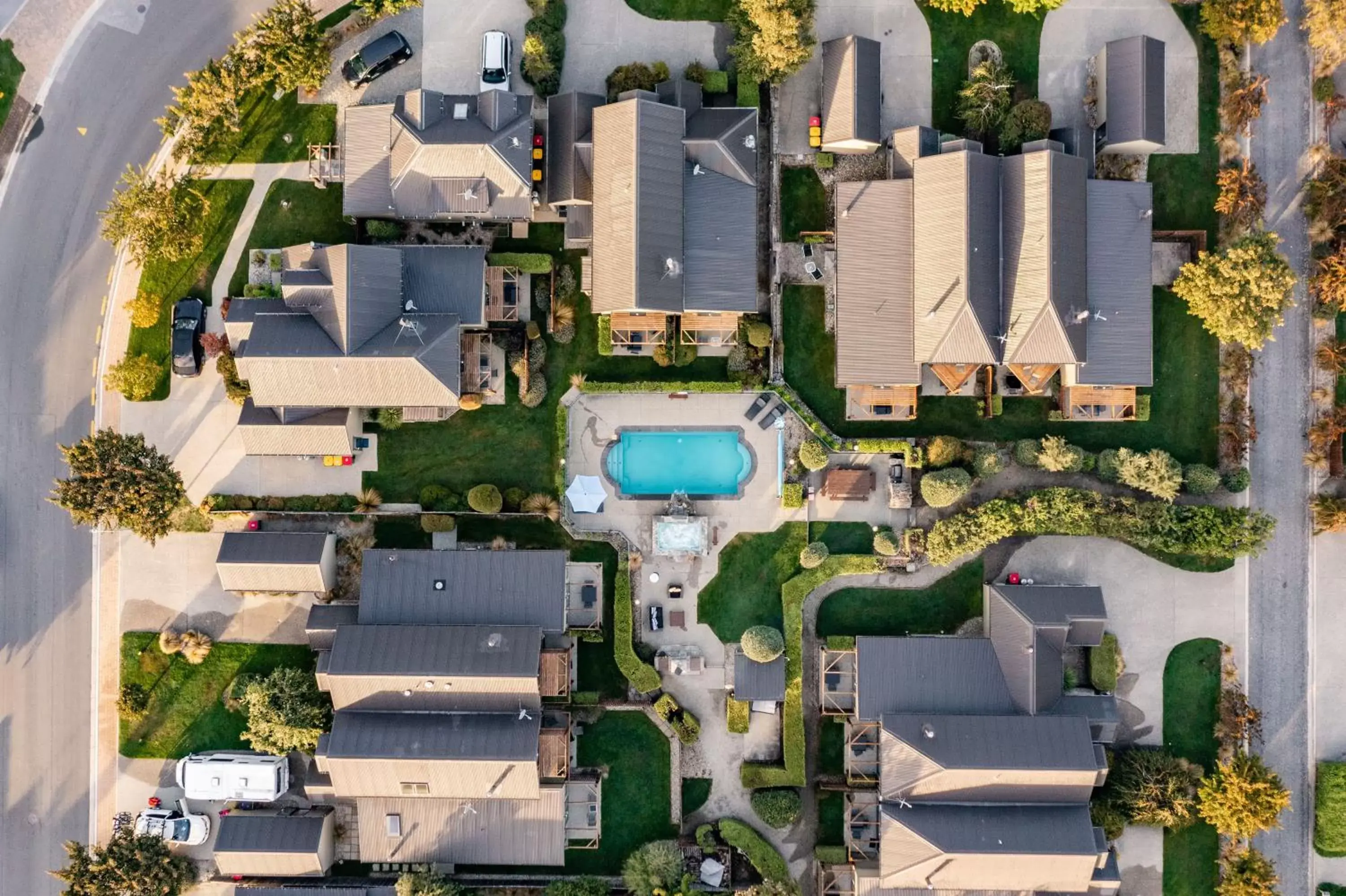 Swimming pool, Bird's-eye View in Wanaka Luxury Apartments