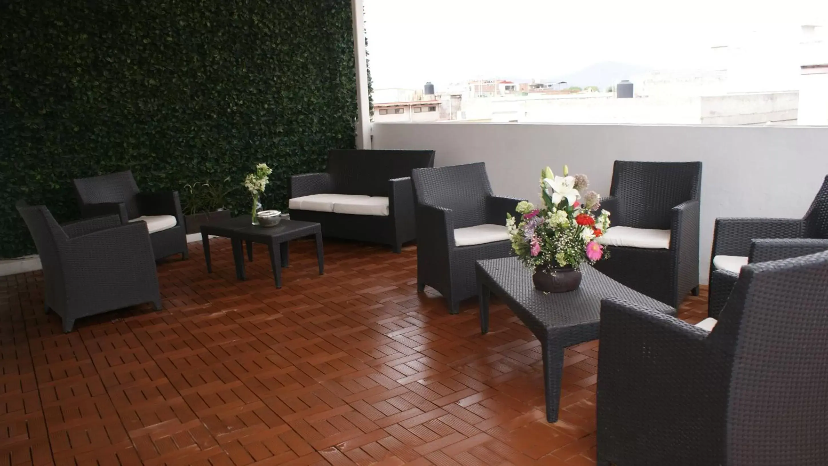 Balcony/Terrace in El Hotel Business Class - Zamora Centro
