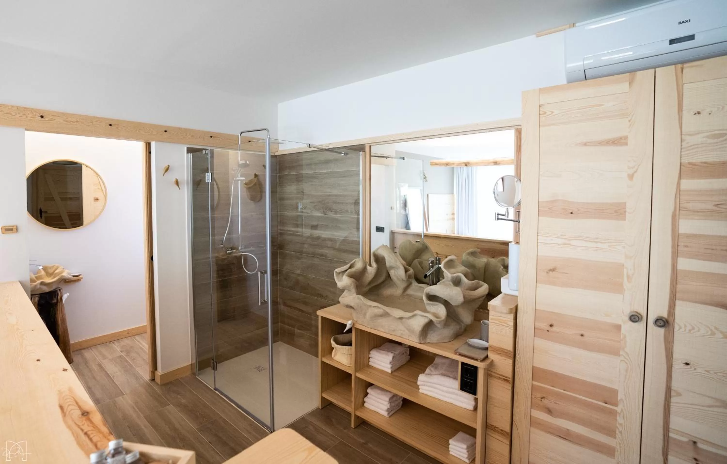 Bathroom in Hotel Don Marcos