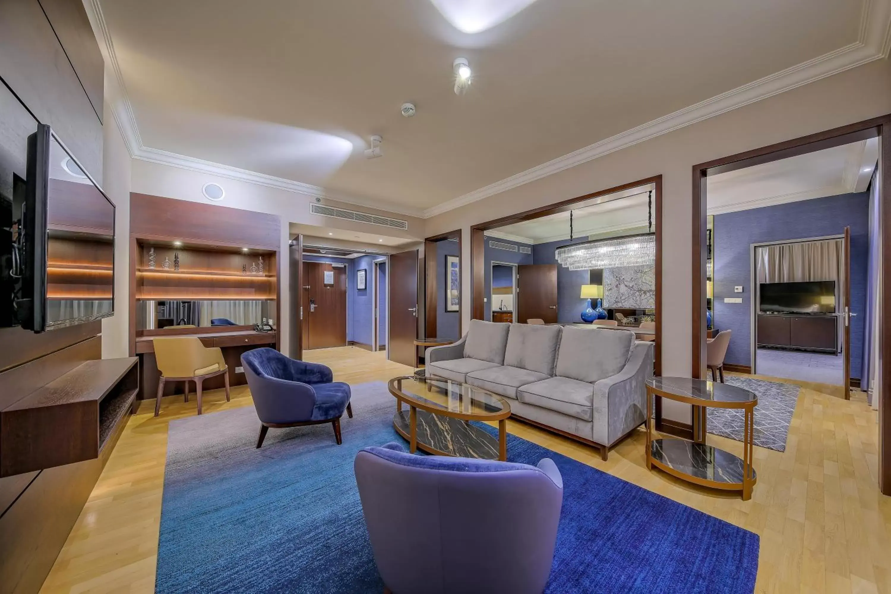 Photo of the whole room, Seating Area in InterContinental Warszawa, an IHG Hotel