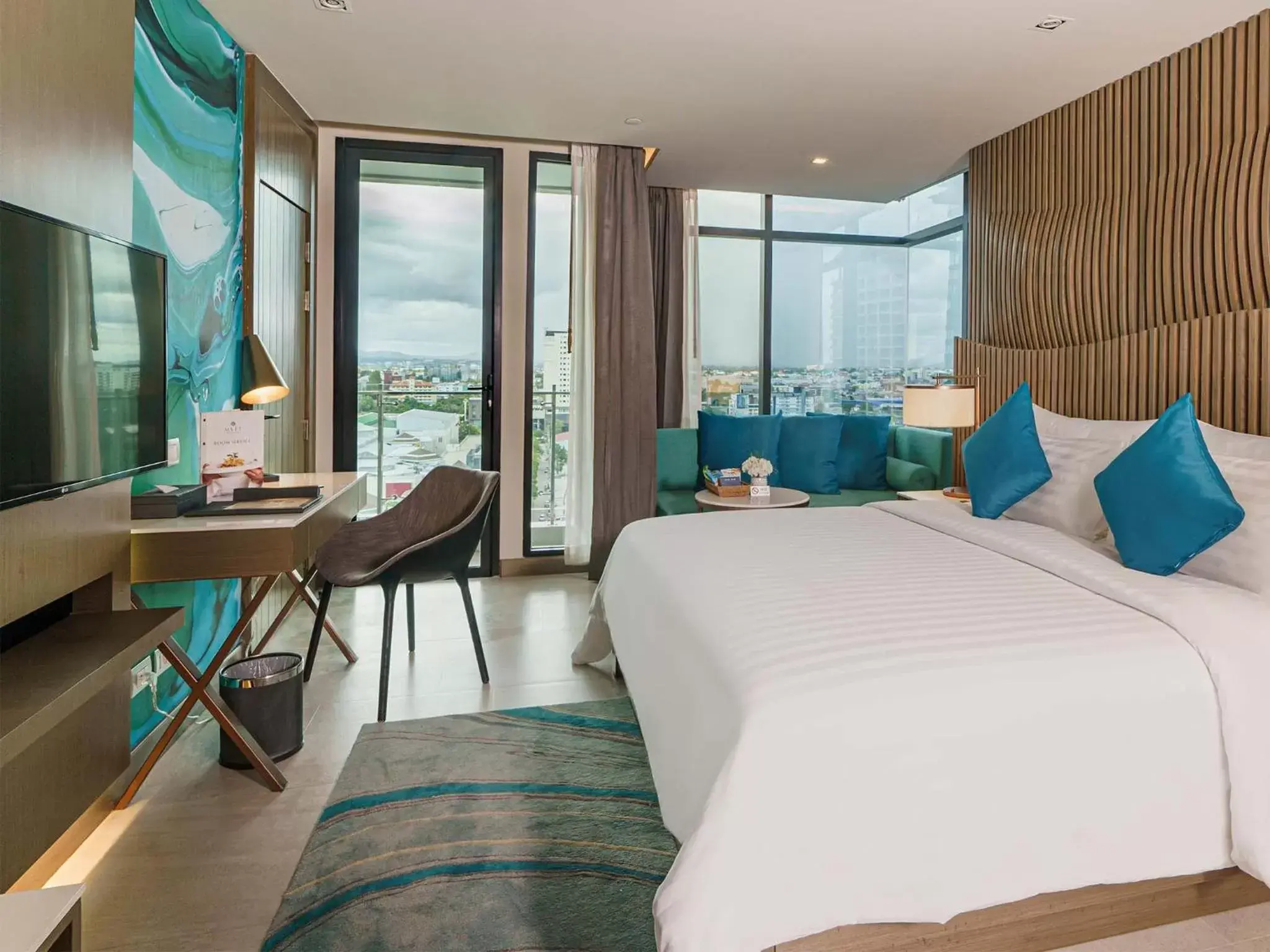 Junior Suite in Mytt Hotel Pattaya - SHA Extra Plus