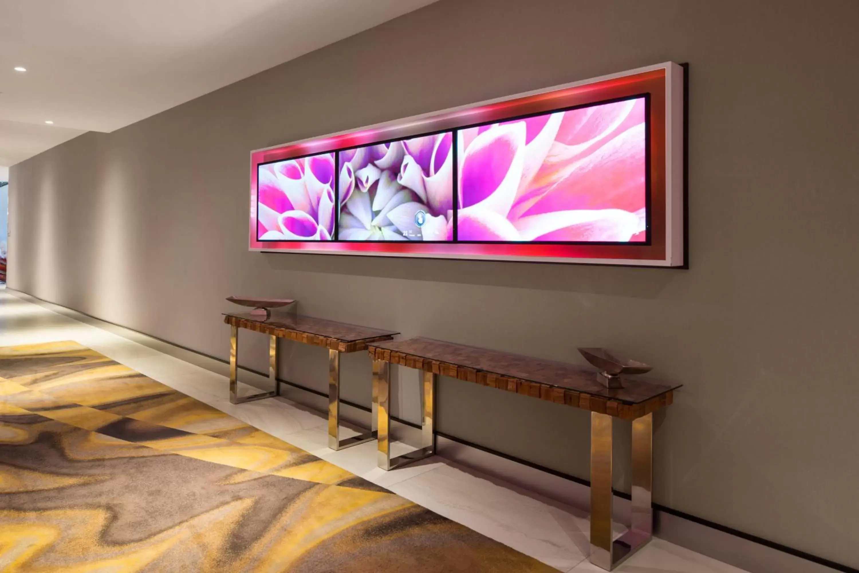 Other, TV/Entertainment Center in SpringHill Suites by Marriott Los Angeles Burbank/Downtown