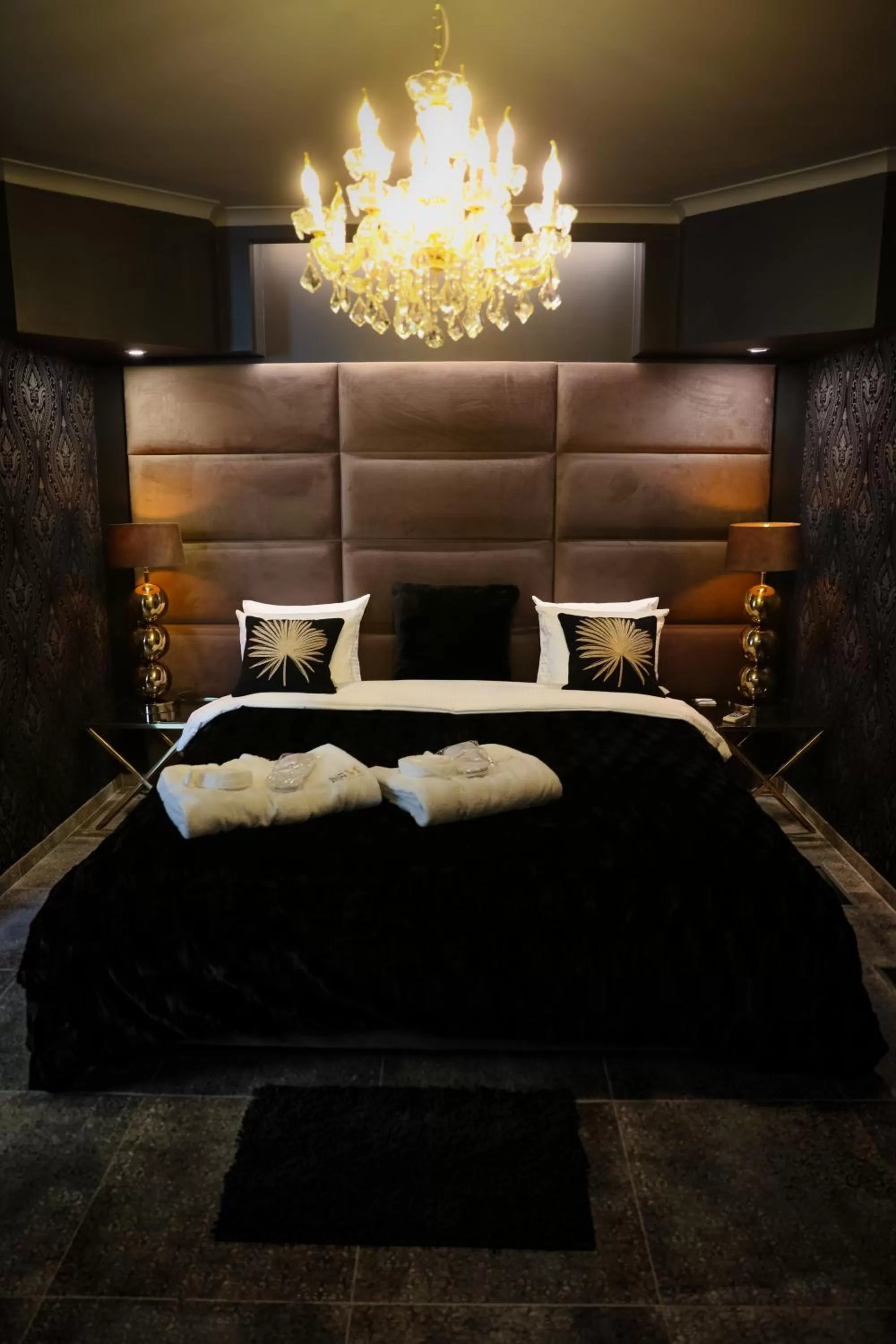 Bedroom, Seating Area in Les Suites M