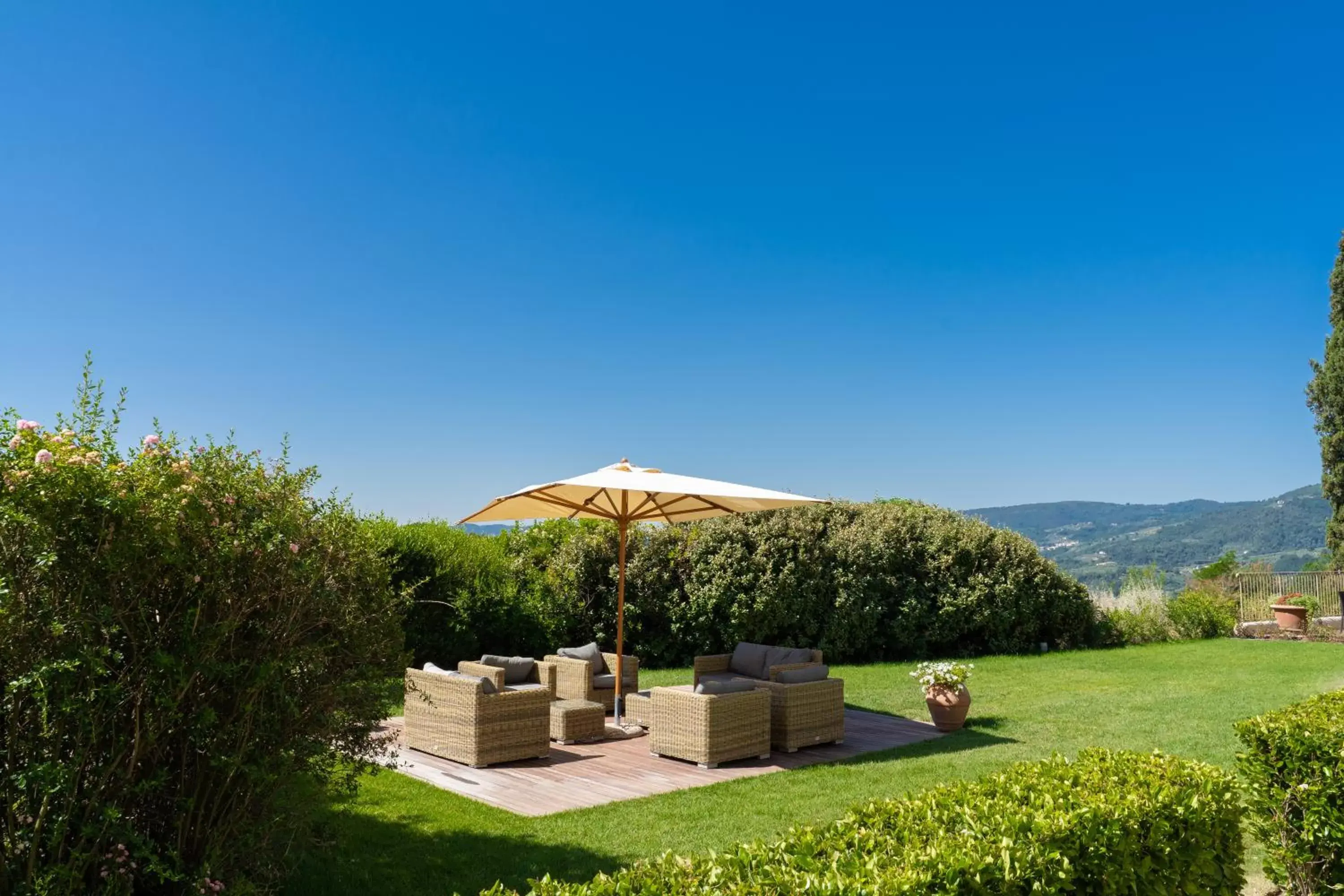 Patio in Villa Giorgia Albergo in Collina