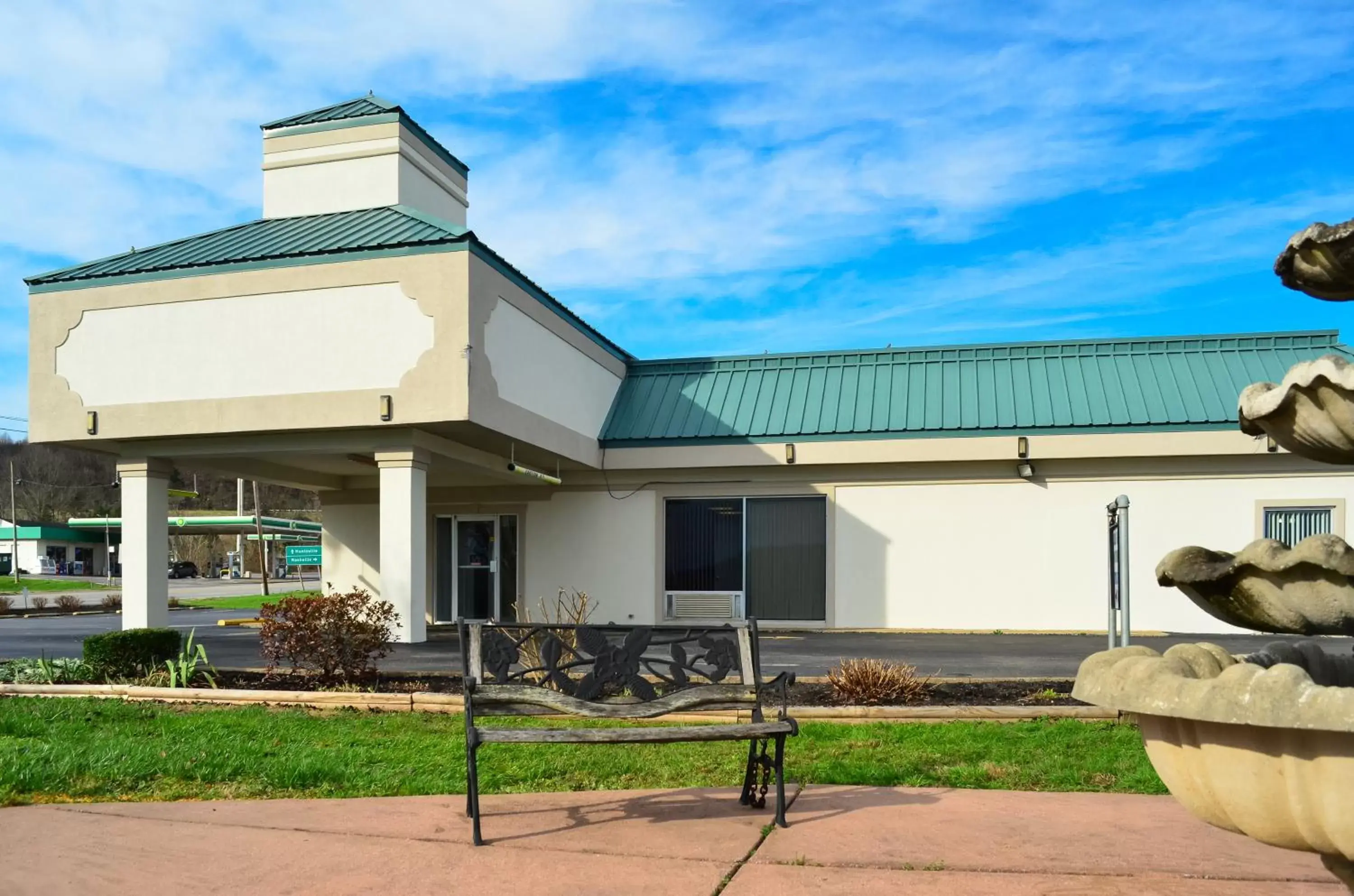 Facade/entrance, Property Building in Motel 6-Pulaski, TN