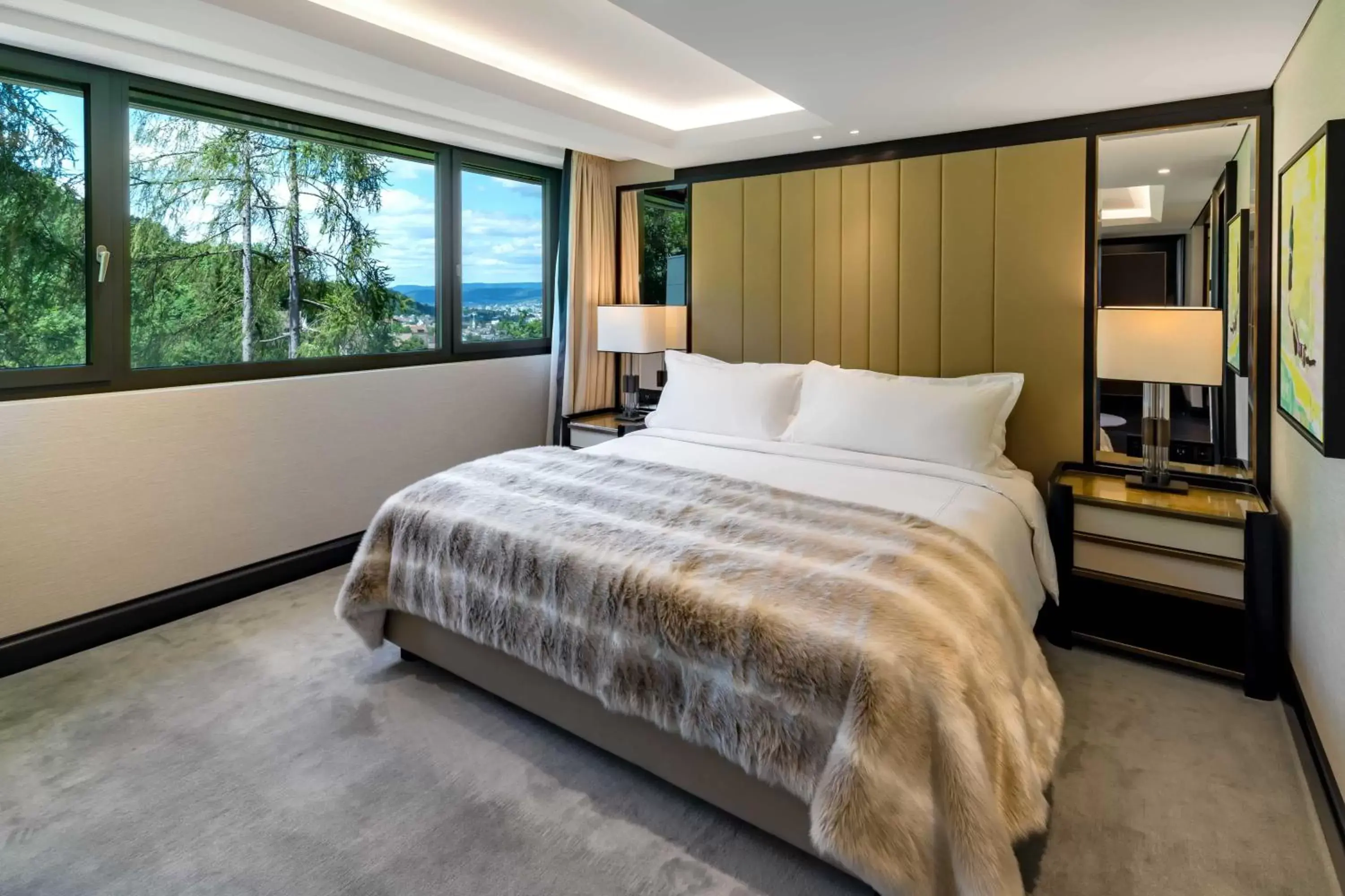 Bed in FIVE Zurich - Luxury City Resort