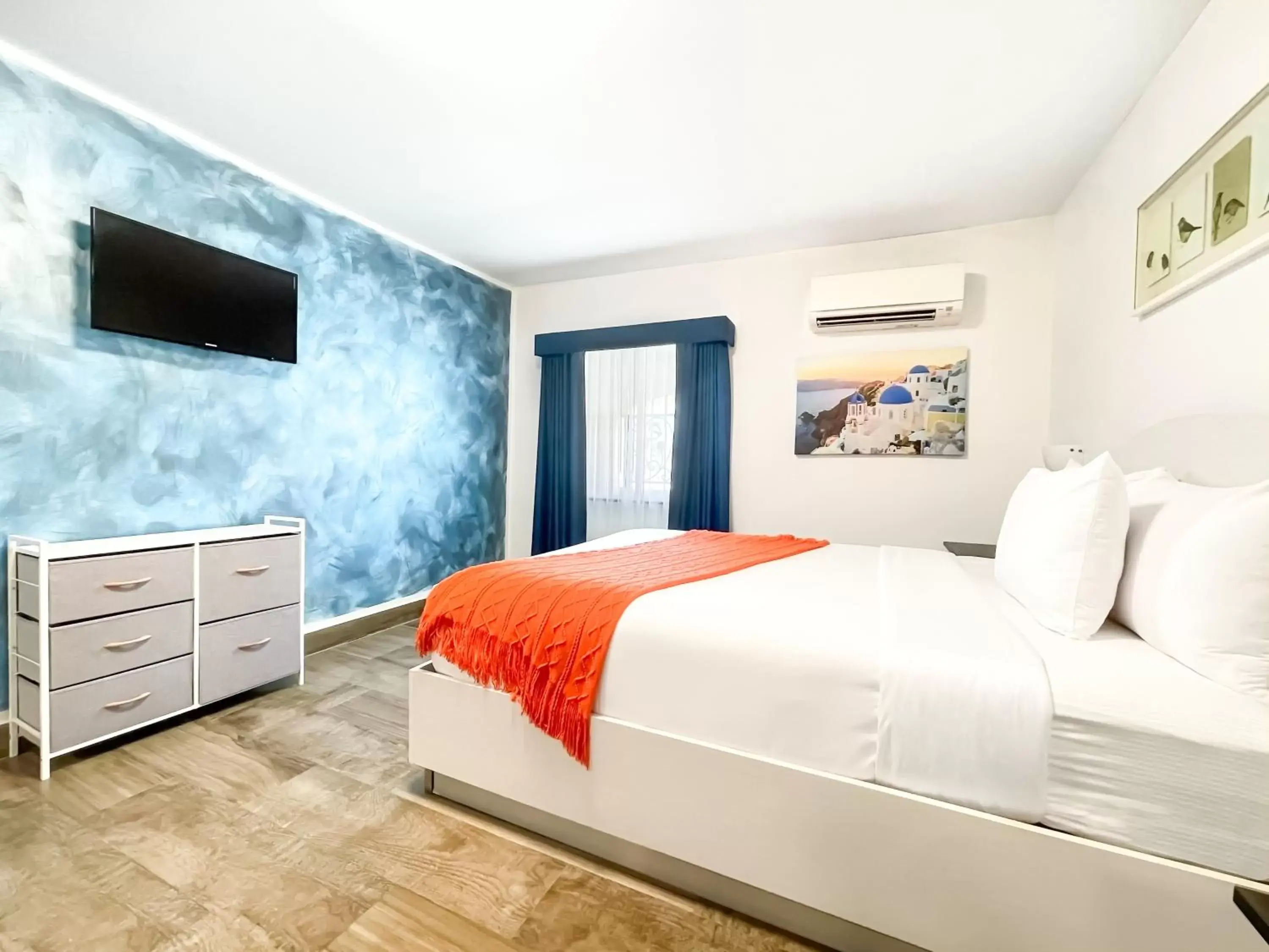 Bed in Hollywood Beach Hotels