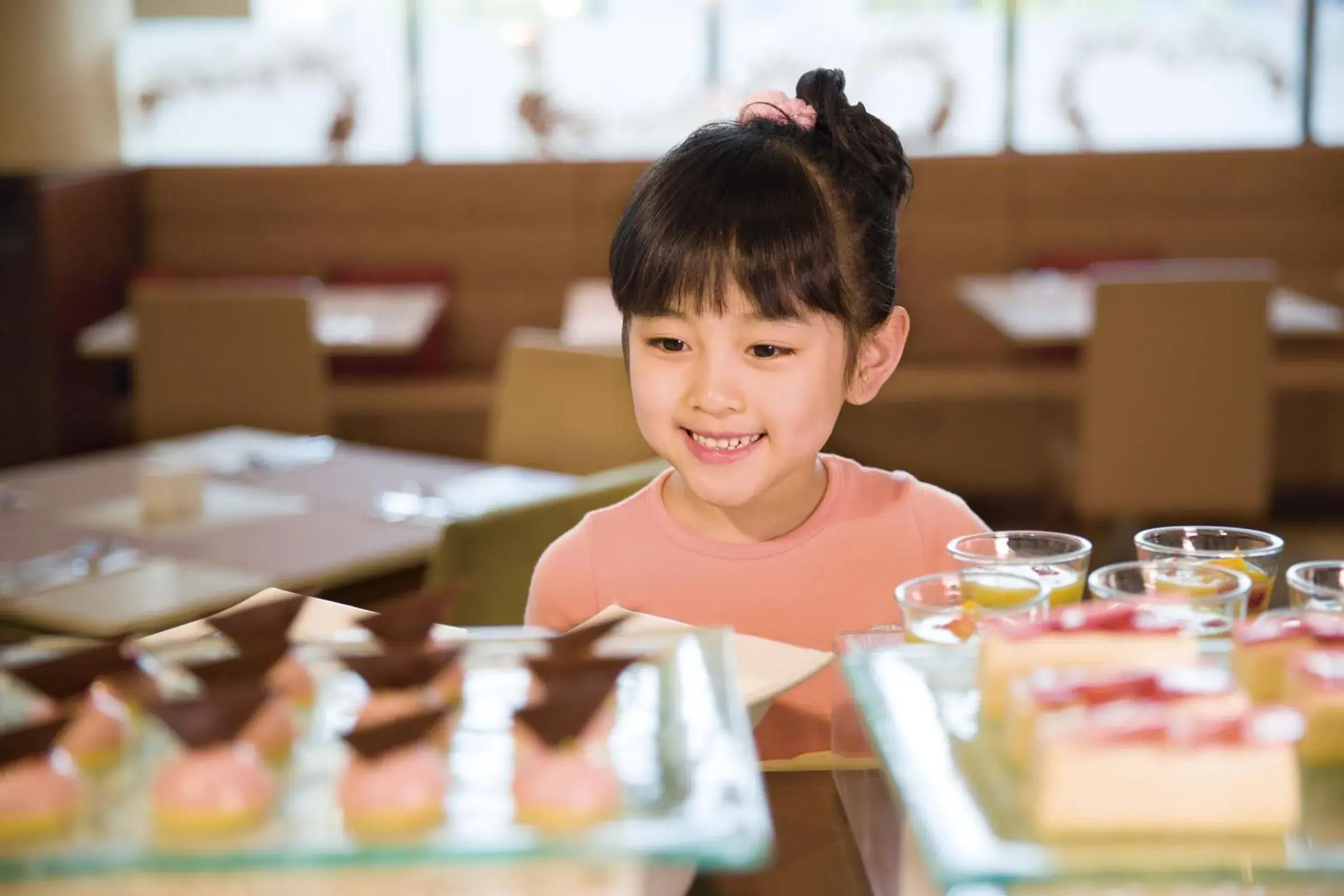 Holiday Inn Beijing Shijingshan Parkview by IHG Holiday Inn Beijing Shijingshan Parkview by IHG