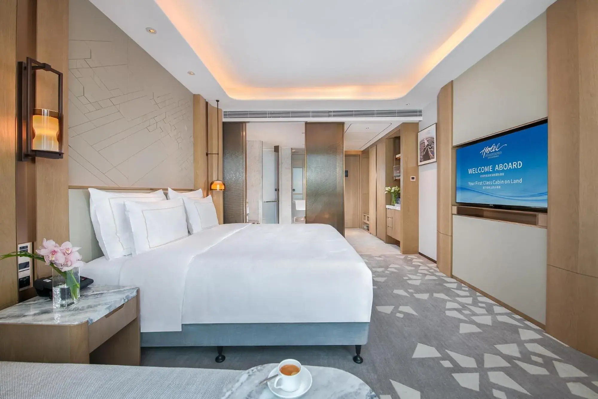 Photo of the whole room, Bed in Shenzhenair International Hotel Photo of the whole room, Bed in Shenzhenair International Hotel