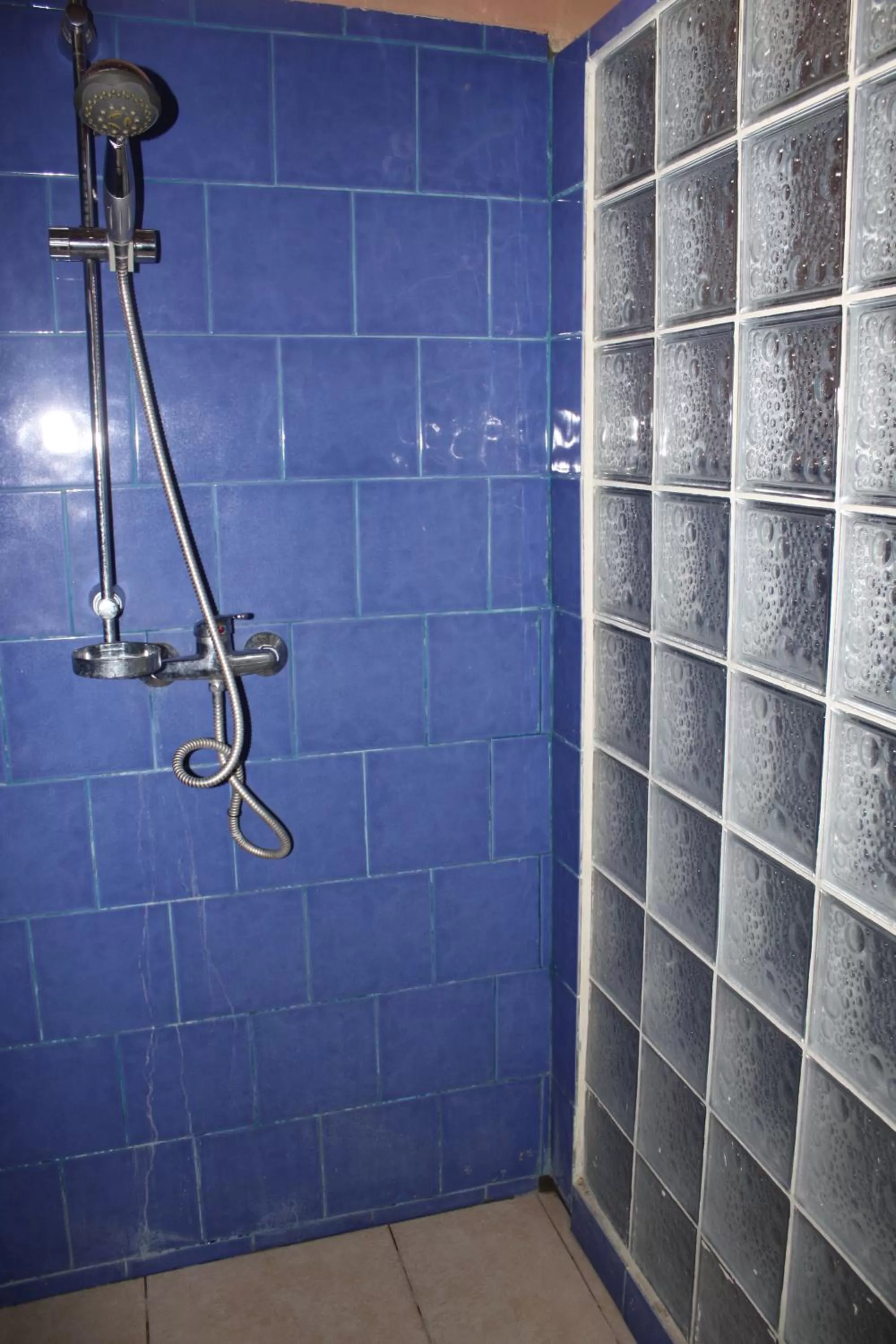 Shower in Ada Waktu Homestay