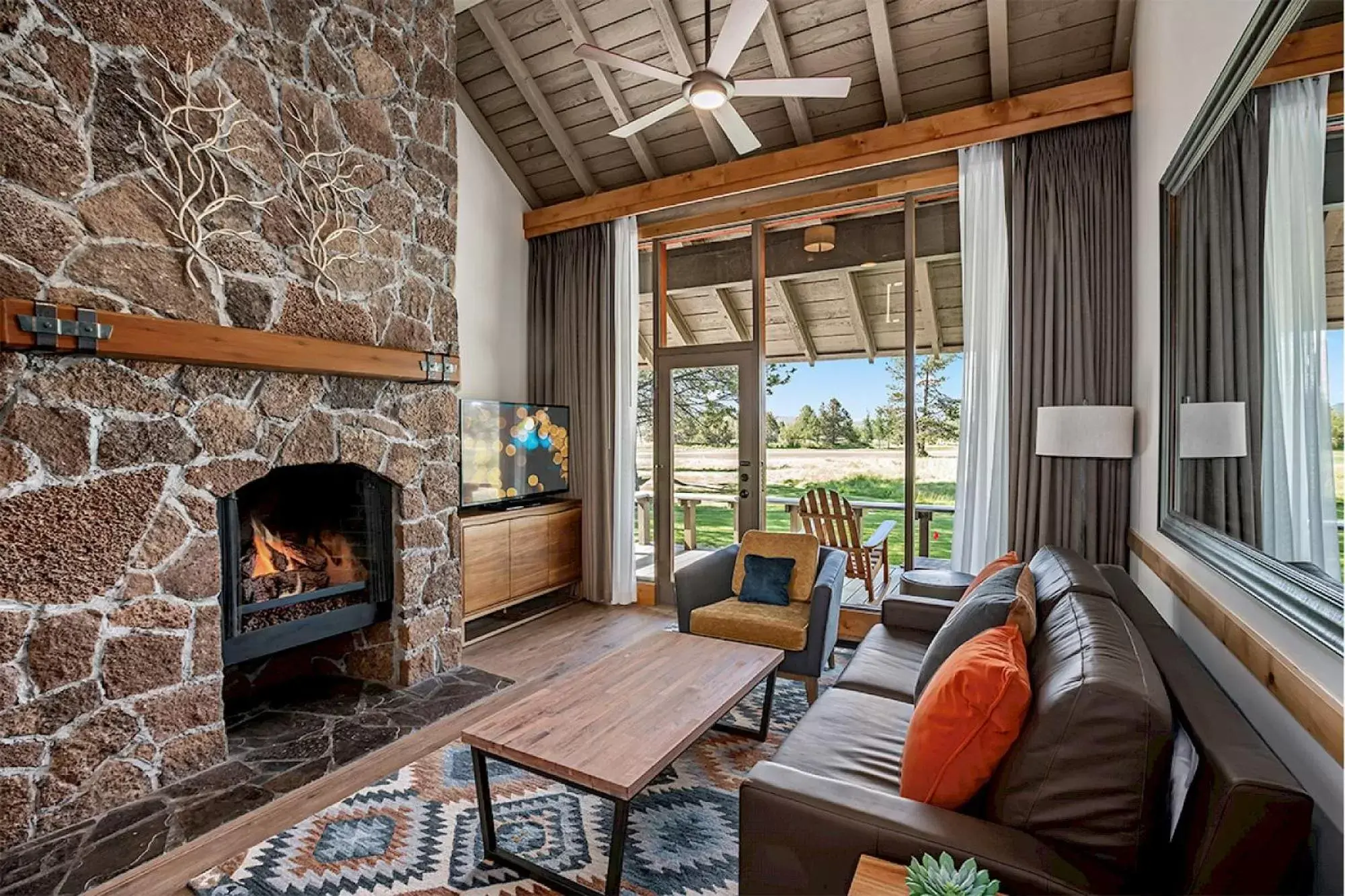 Patio, Seating Area in Sunriver Resort