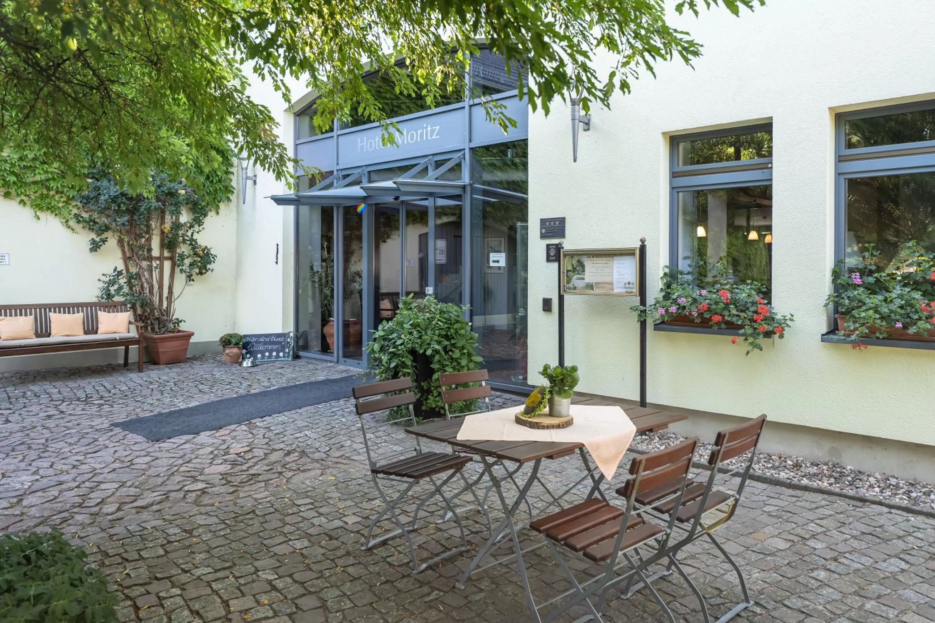 Property building in Hotel Moritz an der Elbe