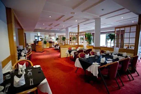 Restaurant/Places to Eat in Centrepoint Motor Inn