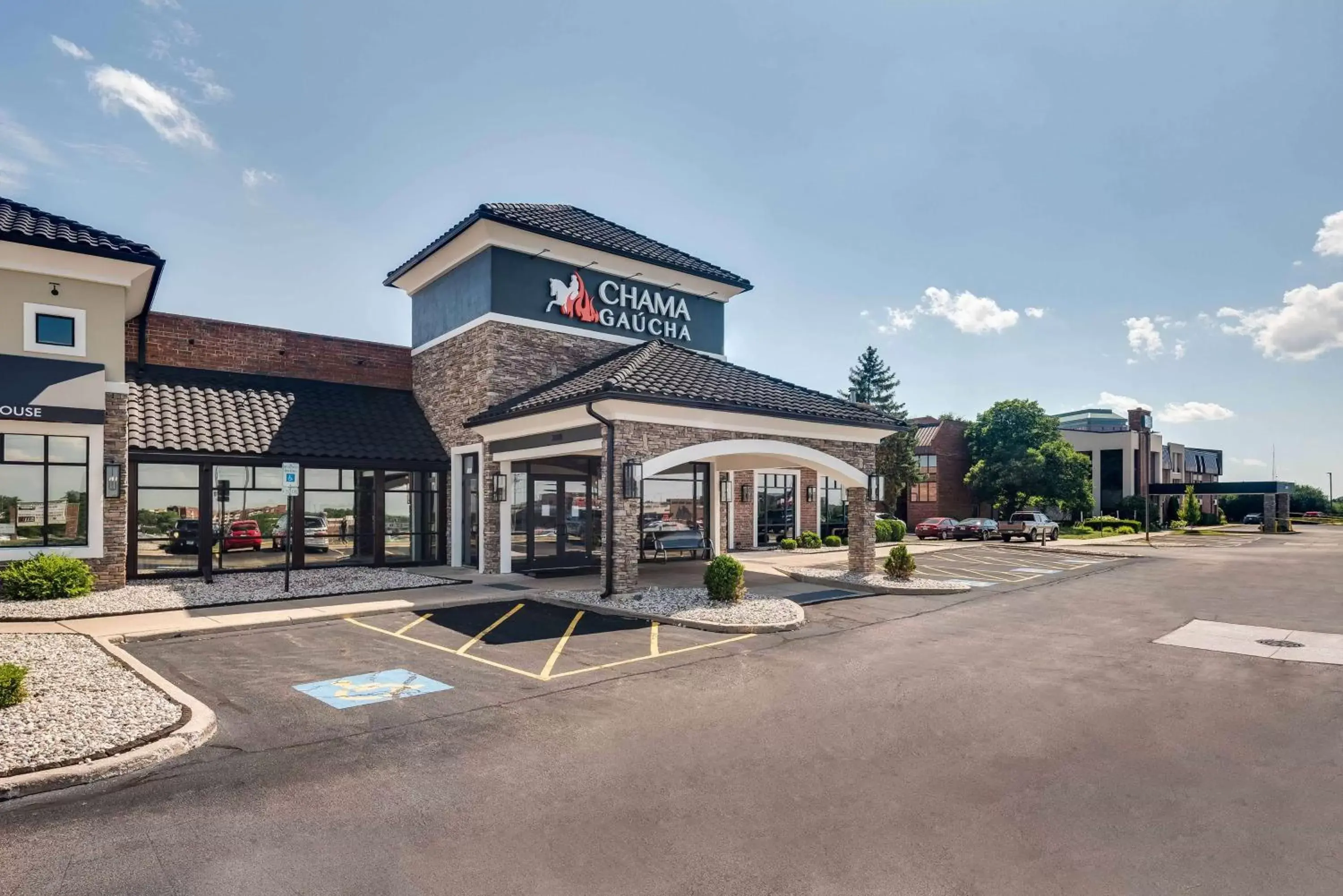 Restaurant/places to eat, Property Building in Best Western Chicago - Downers Grove