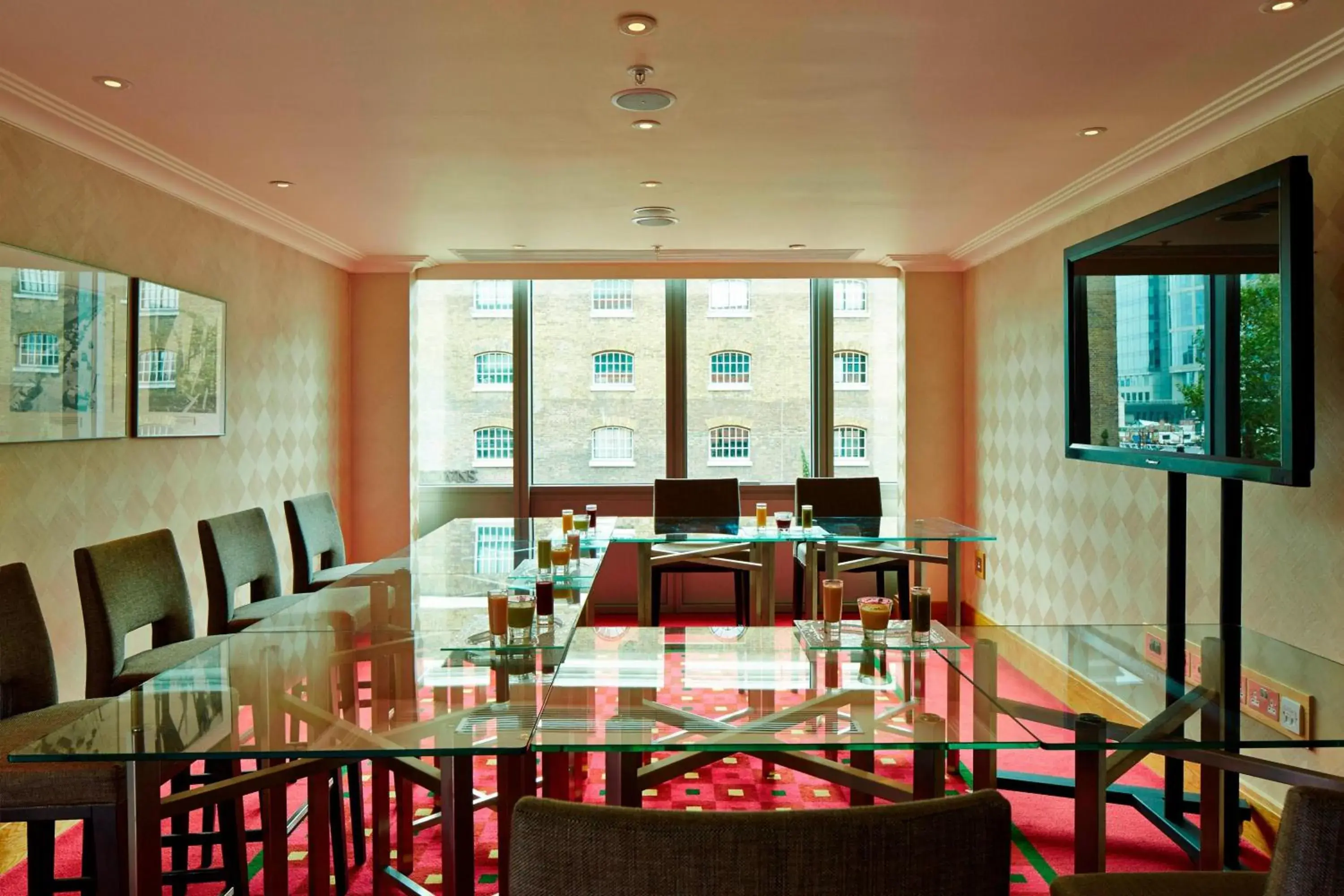 Meeting/conference room, Restaurant/Places to Eat in London Marriott Hotel Canary Wharf