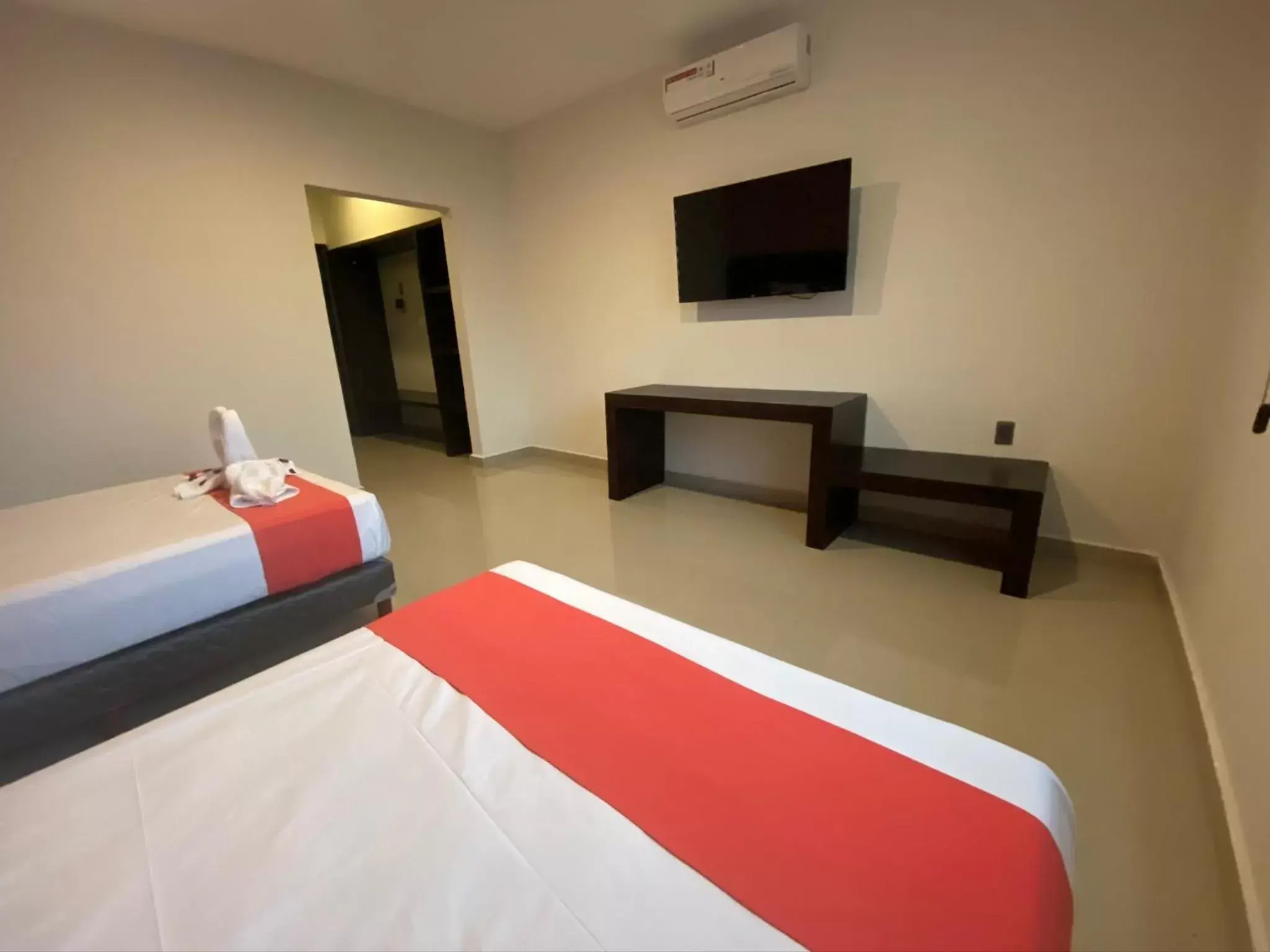 Bedroom, Bed in Hotel Ambra