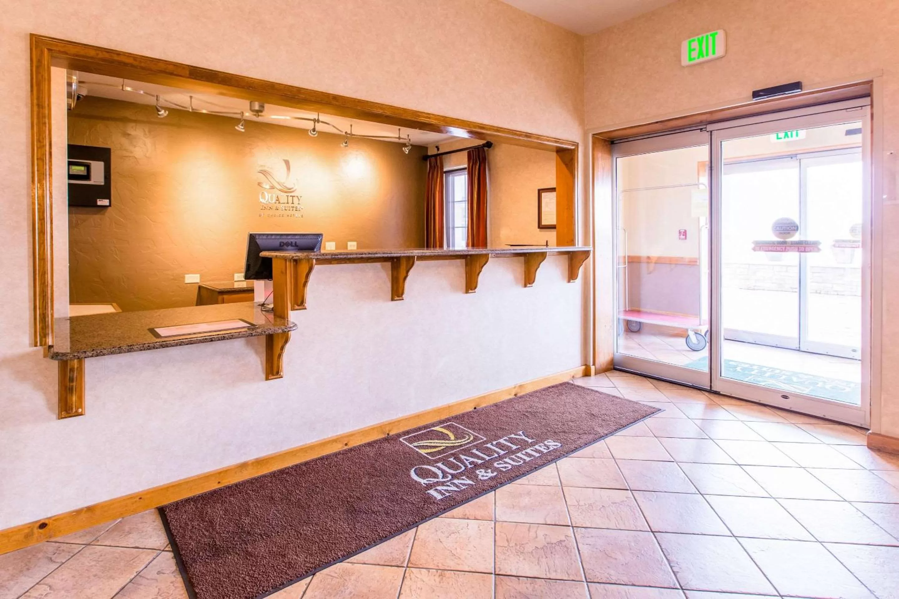 Lobby or reception in Quality Inn & Suites University