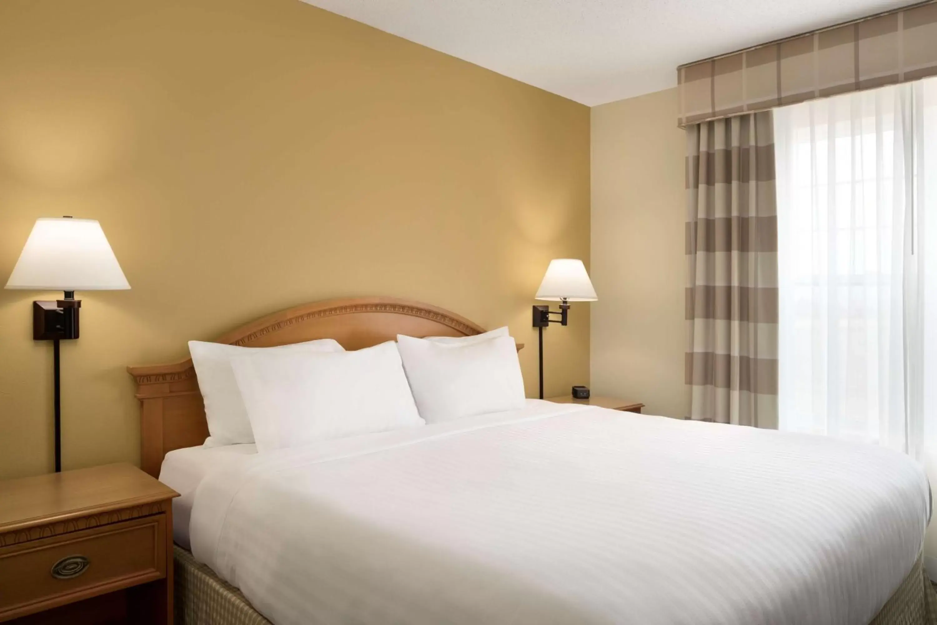 Photo of the whole room, Bed in Country Inn & Suites by Radisson, Grinnell, IA