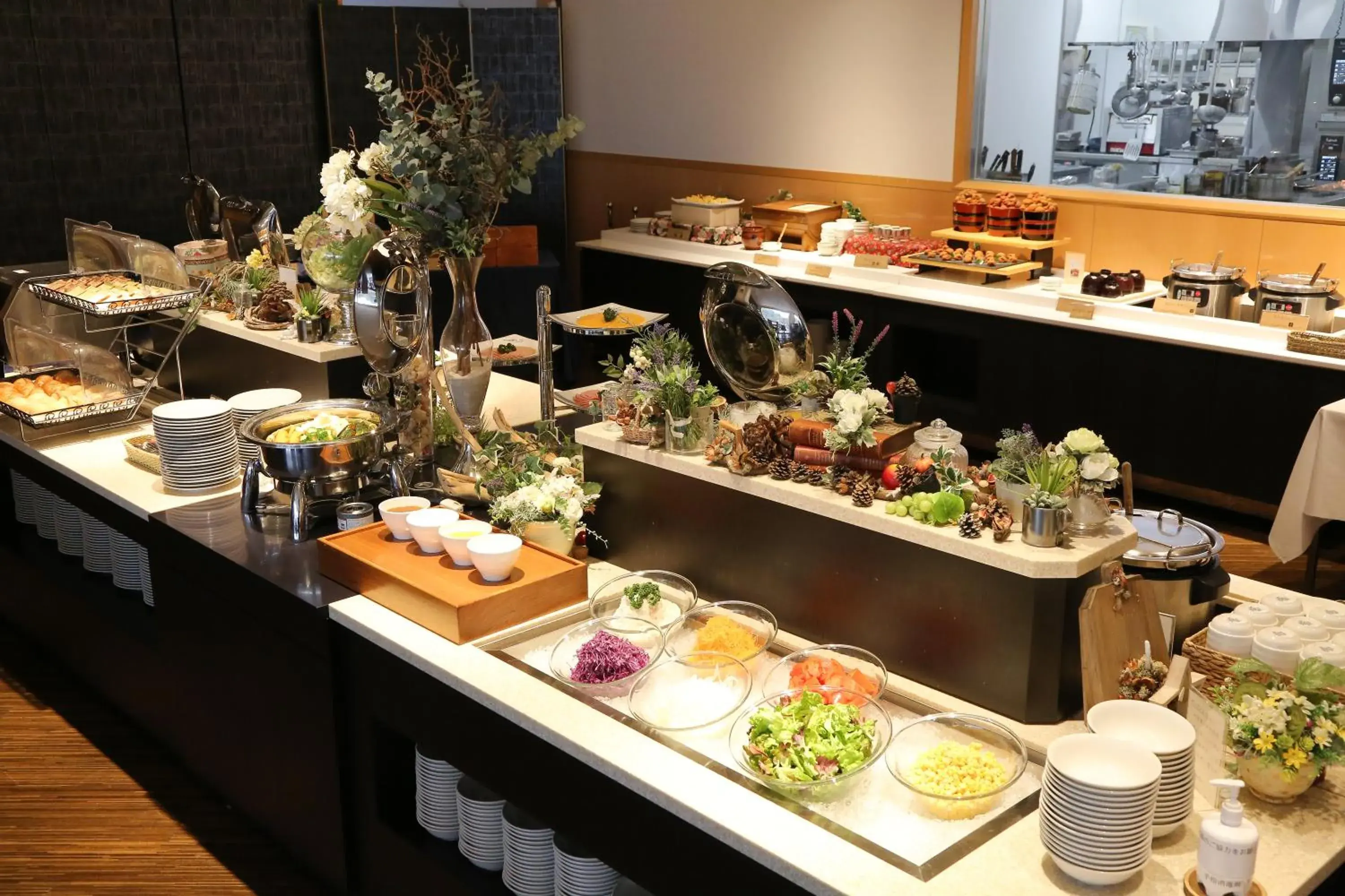 Breakfast, Food in Daiwa Roynet Hotel Wakayama Castle