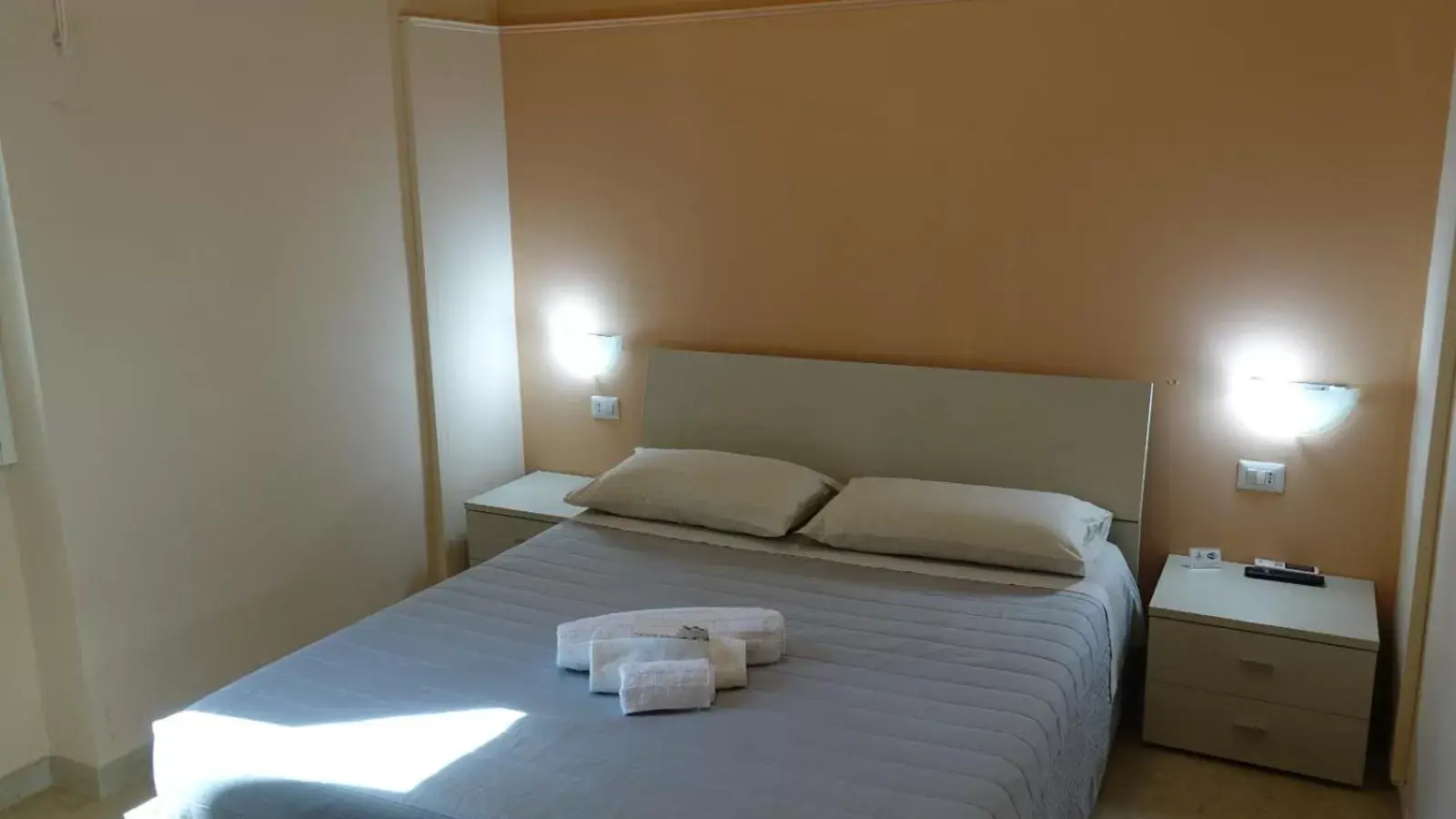 Bed in Cairoli Exclusive Rooms & Suite