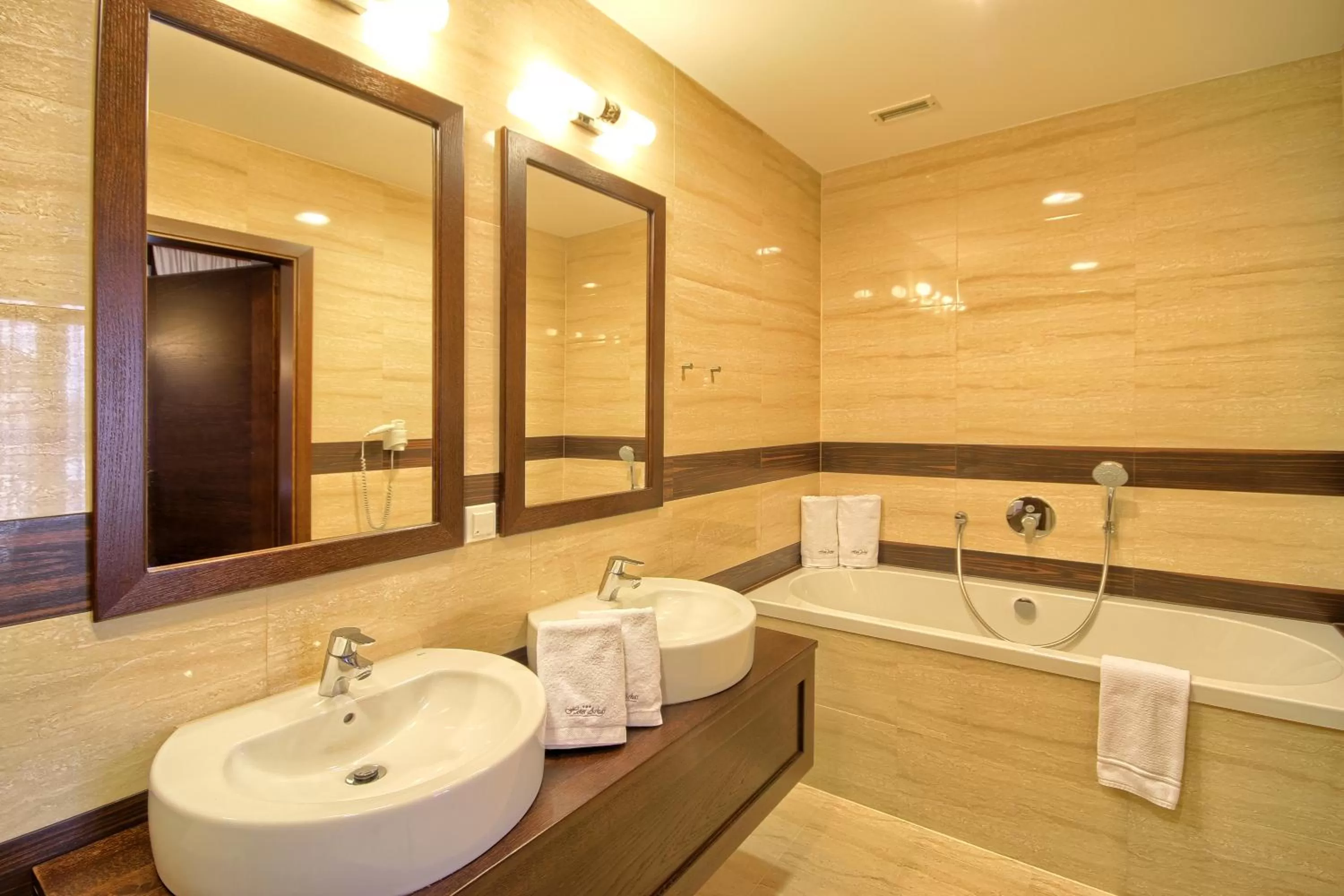 Bathroom in Hotel Arkas