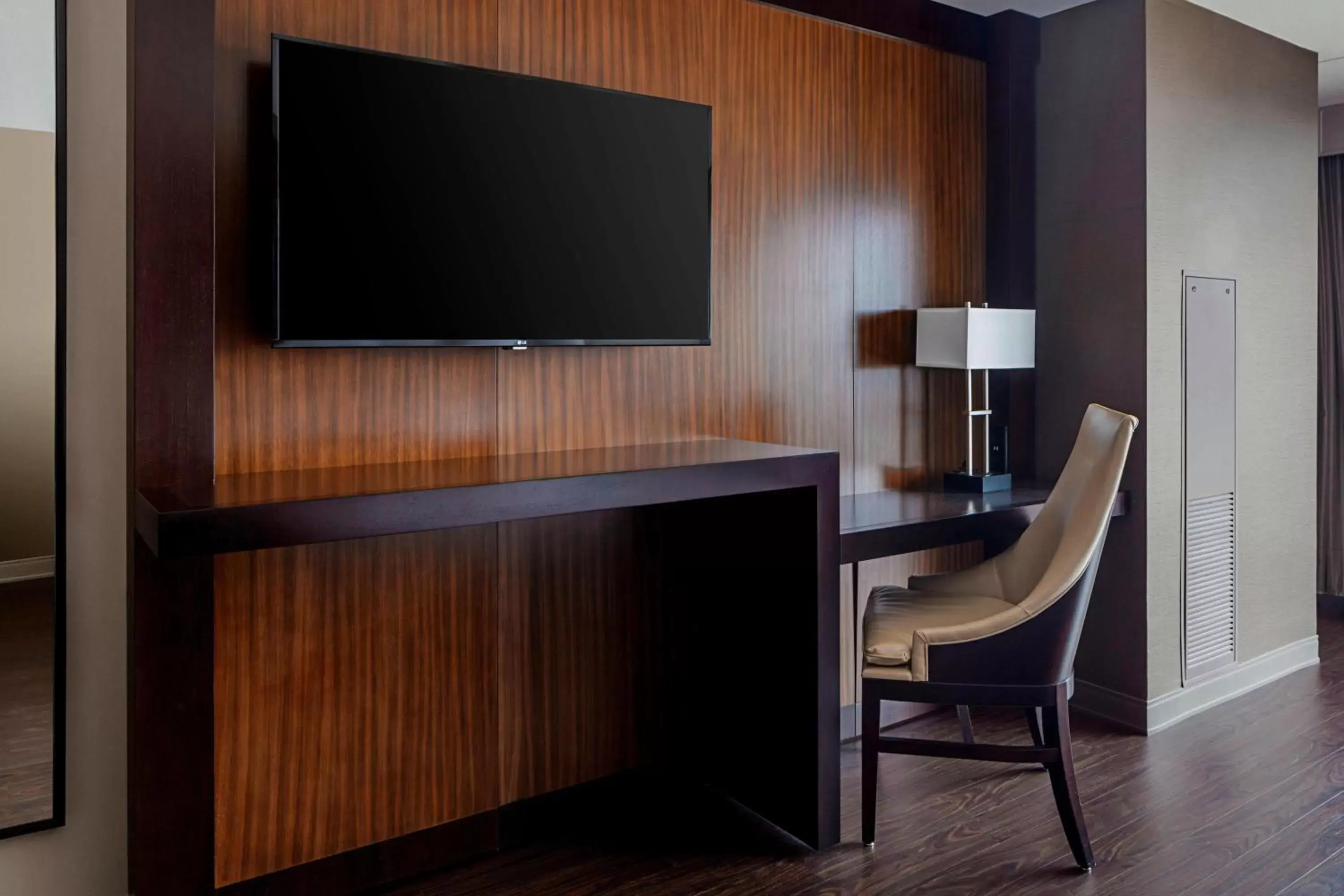 Photo of the whole room, TV/Entertainment Center in Baton Rouge Marriott