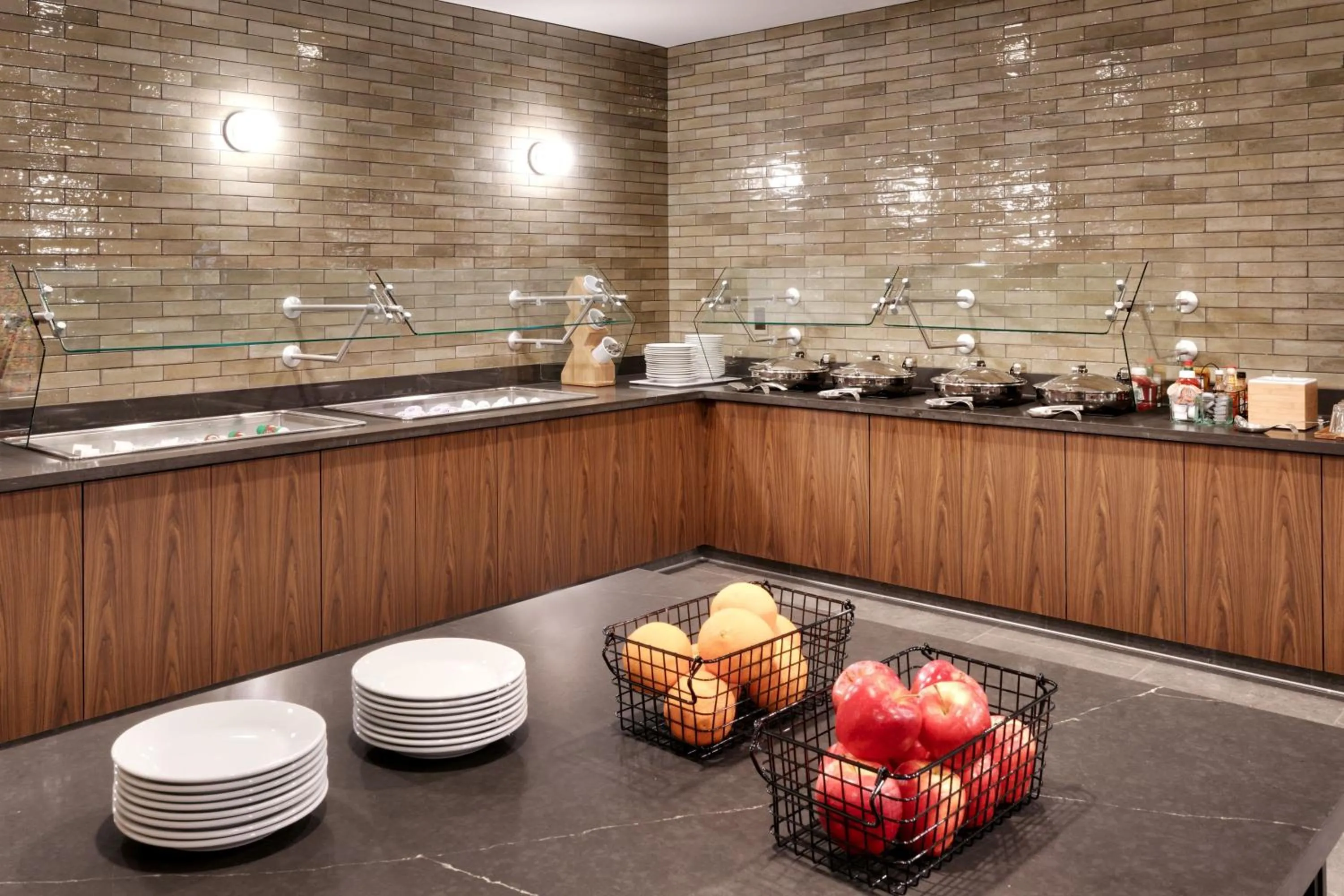 Restaurant/places to eat in Residence Inn by Marriott Vail