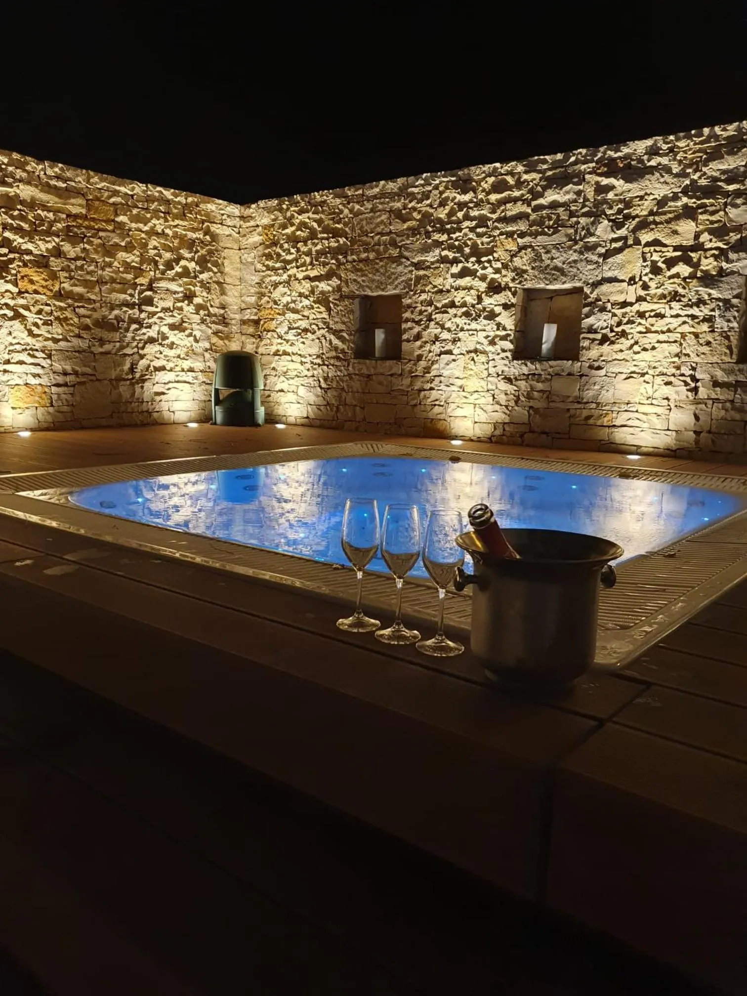 Hot Tub in Gran Paradiso Hotel Spa