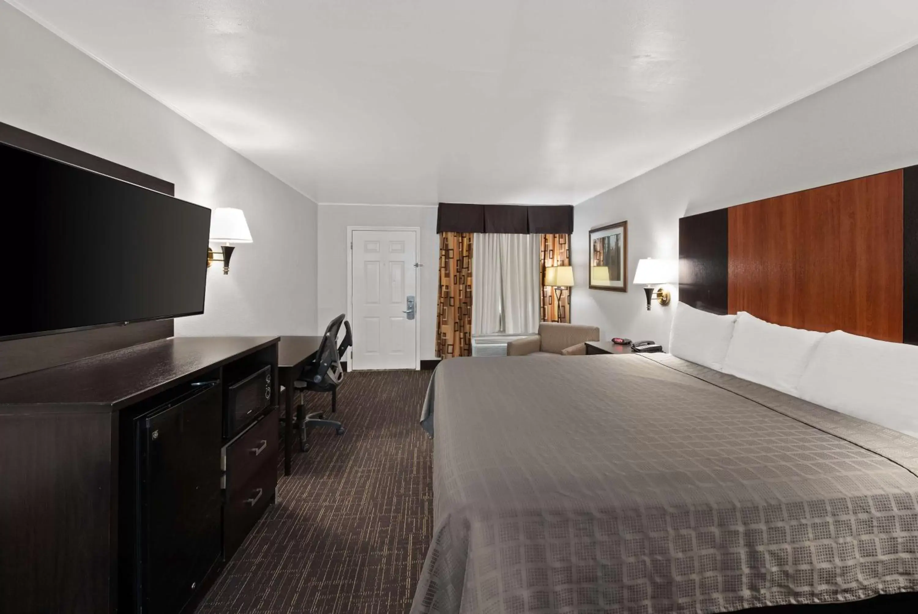 Bedroom, Bed in Best Western Executive Inn Bedroom, Bed in Best Western Executive Inn