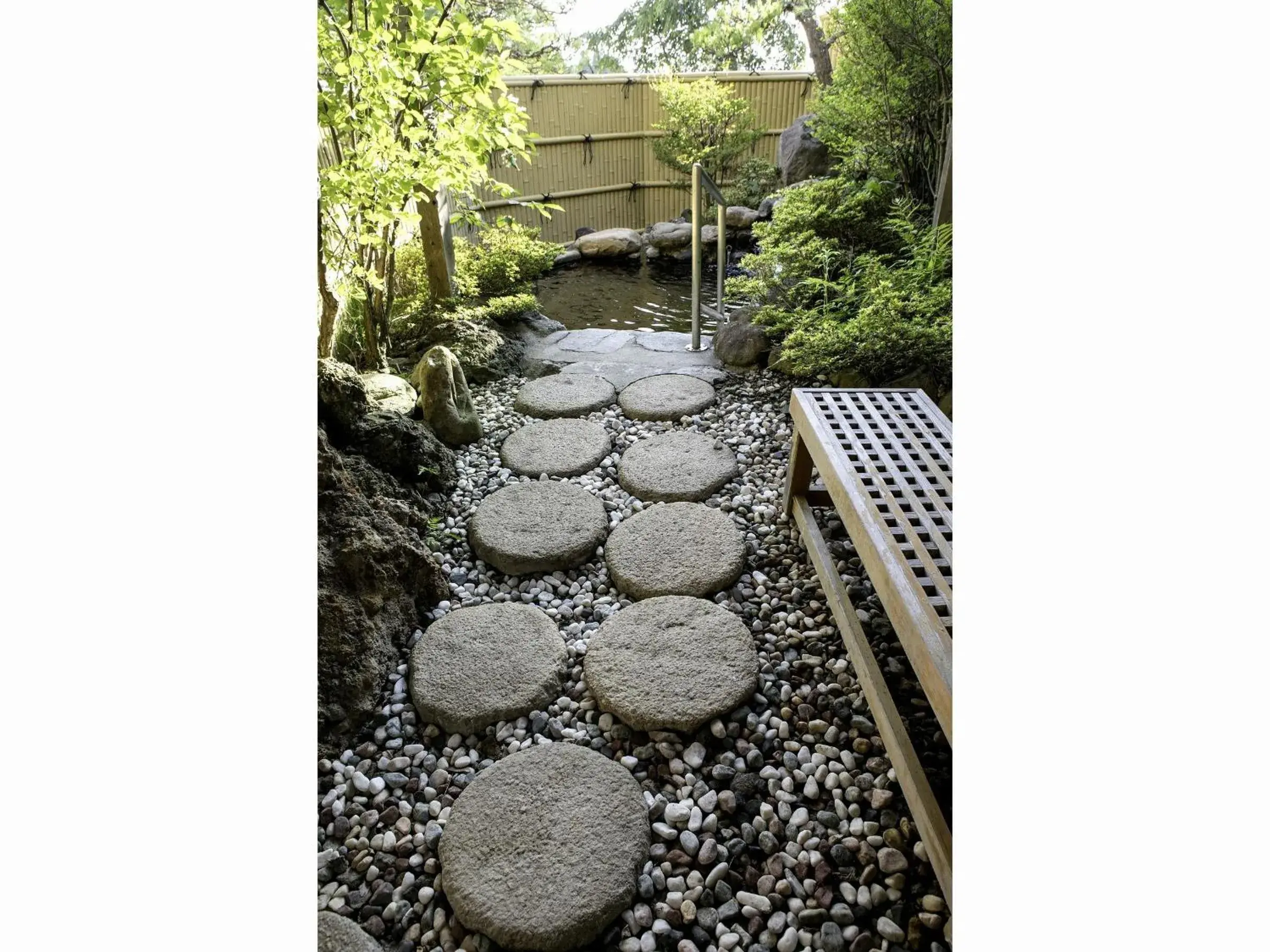 Open Air Bath, Garden in Ryokan Warabino